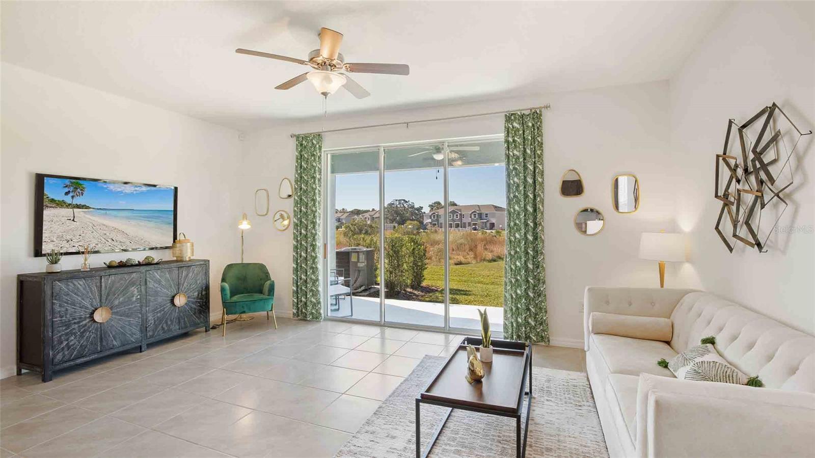 516 MANGROVE SHADE CIR, APOLLO BEACH, FL, 33572
