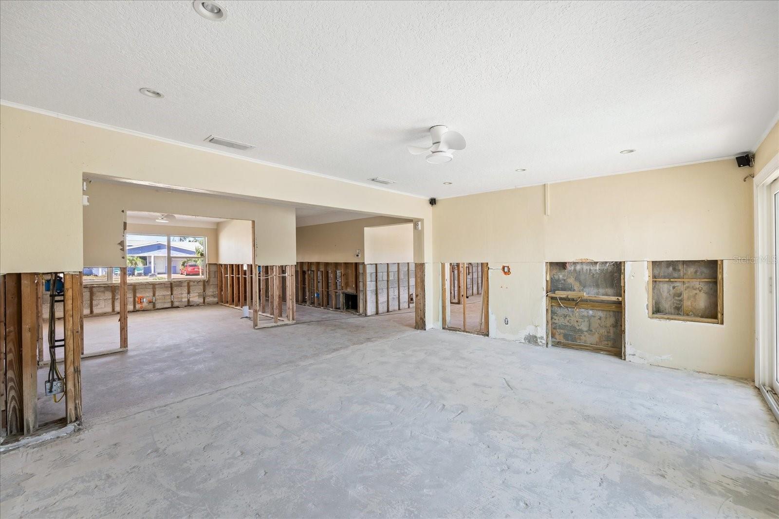 7870 CAUSEWAY BLVD S, ST PETERSBURG, FL, 33707