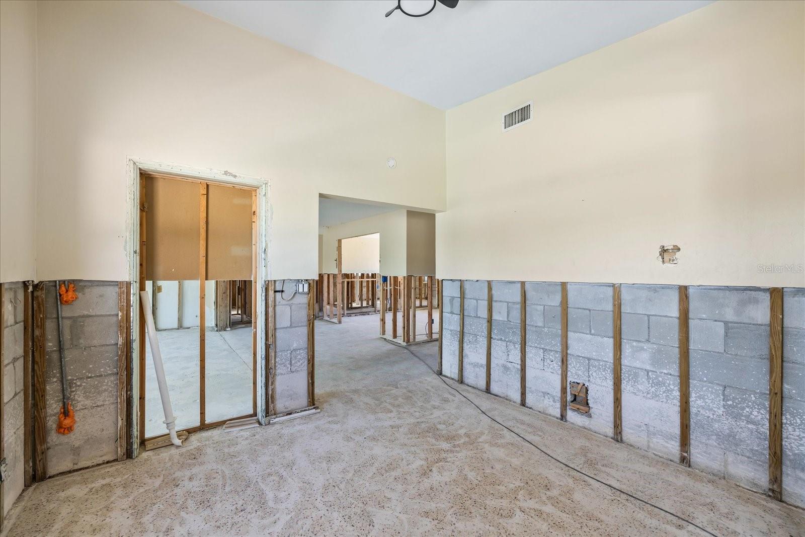 7870 CAUSEWAY BLVD S, ST PETERSBURG, FL, 33707