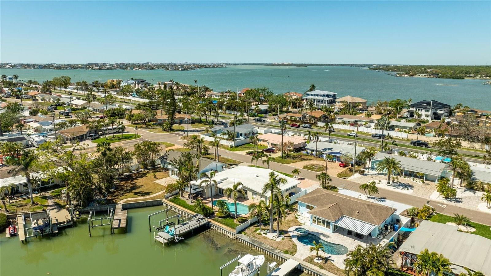 7870 CAUSEWAY BLVD S, ST PETERSBURG, FL, 33707