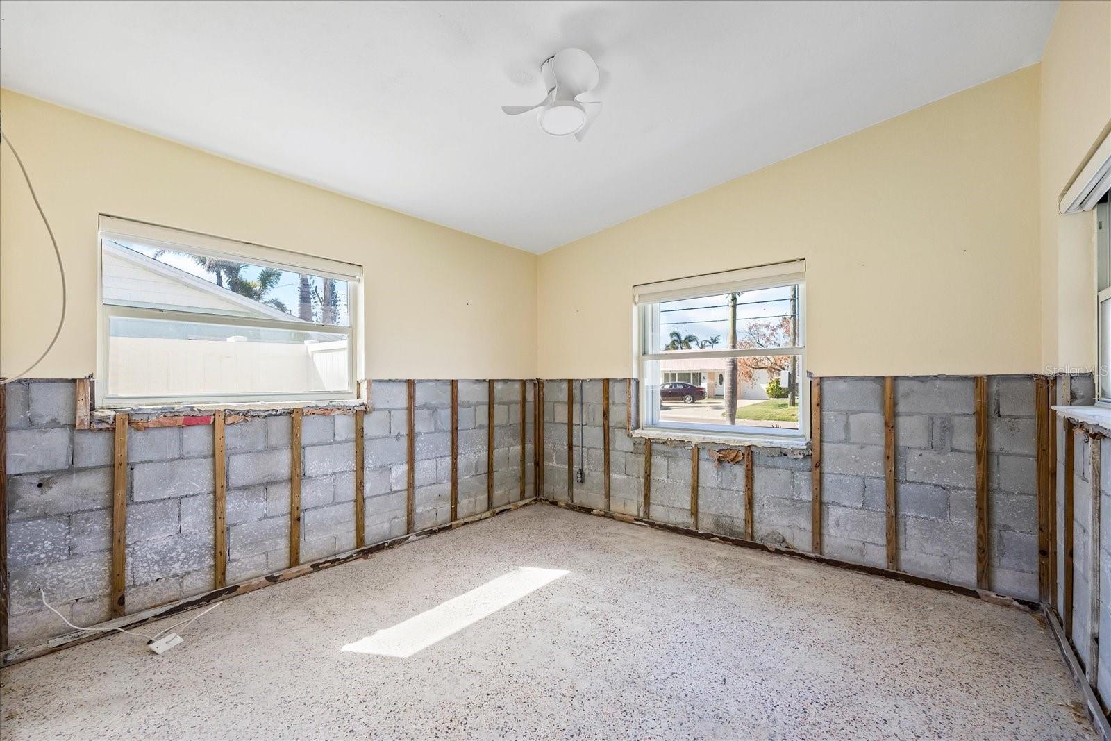 7870 CAUSEWAY BLVD S, ST PETERSBURG, FL, 33707