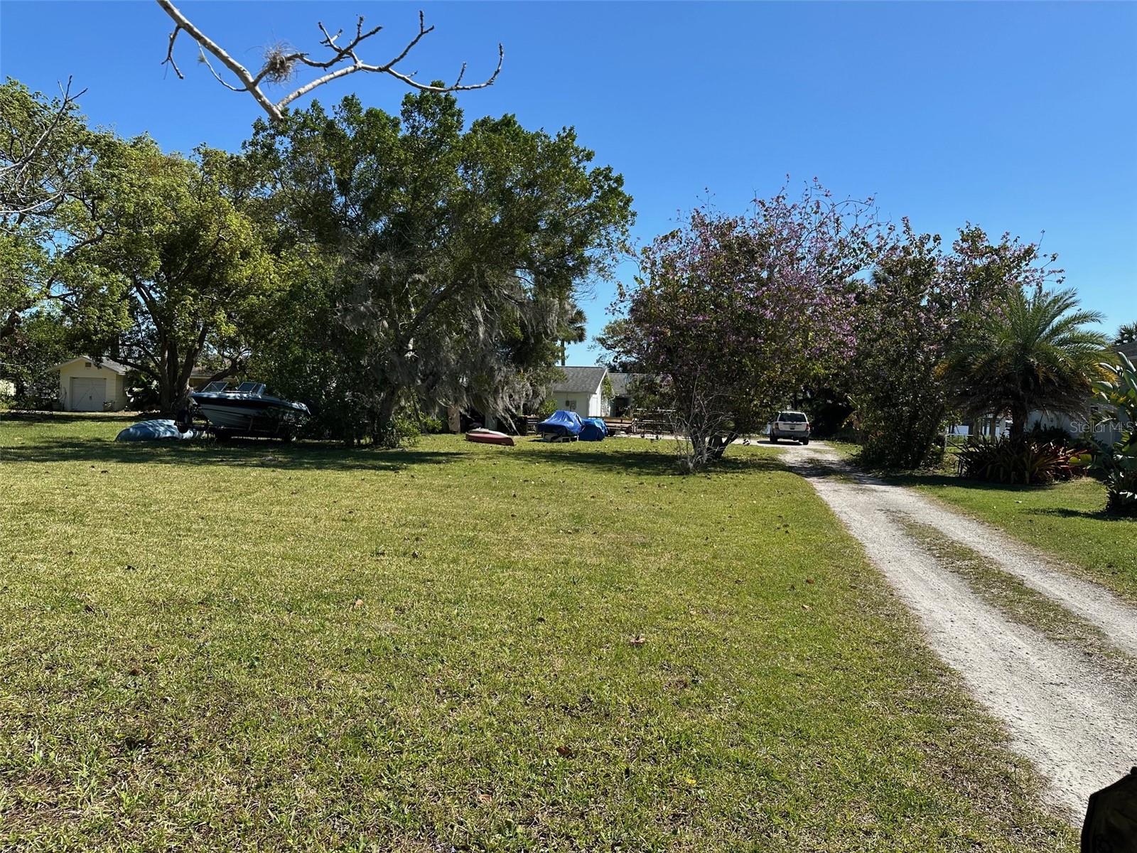 1933 BAYVIEW DR, NEW SMYRNA BEACH, FL, 32168