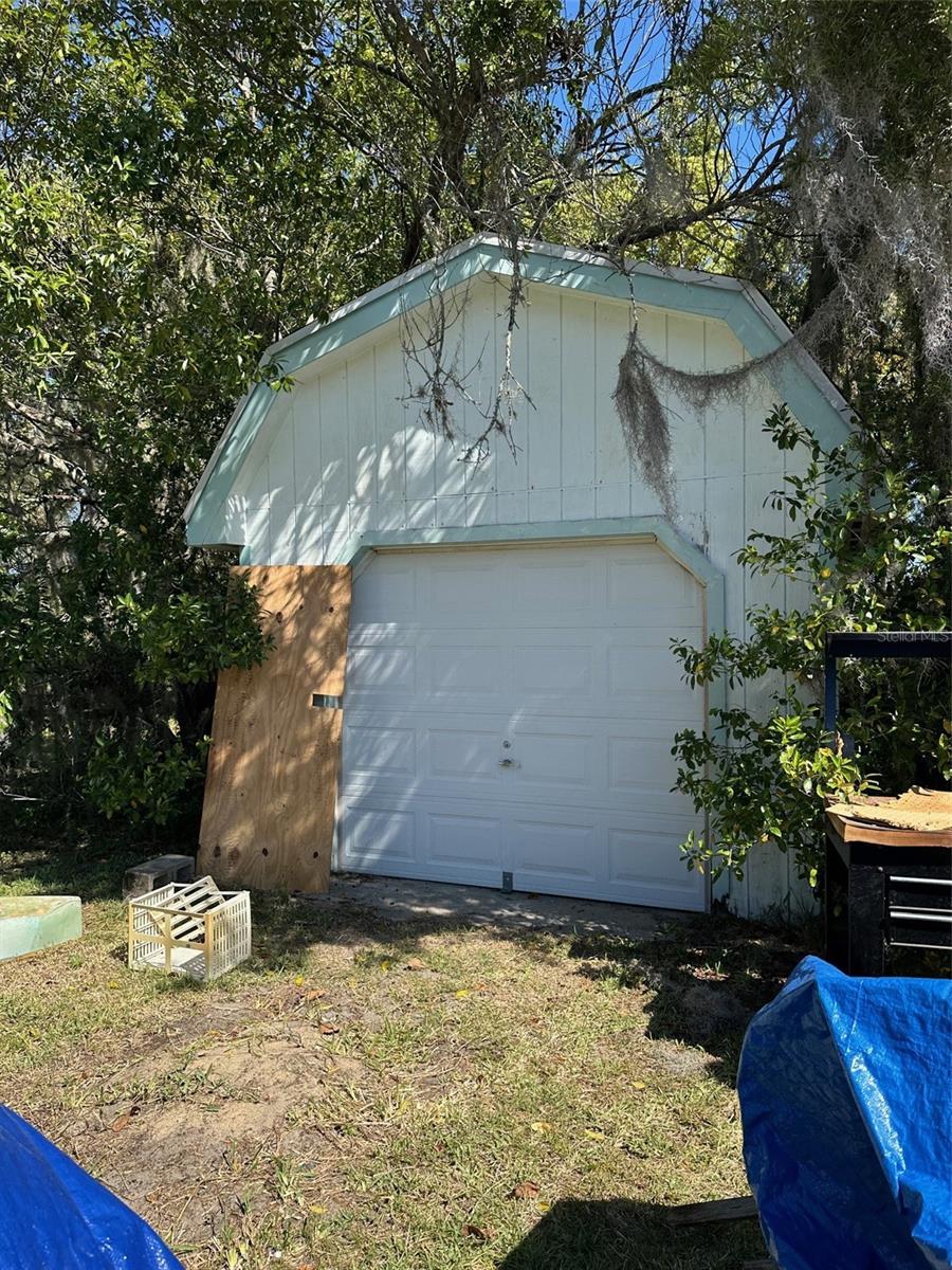 1933 BAYVIEW DR, NEW SMYRNA BEACH, FL, 32168