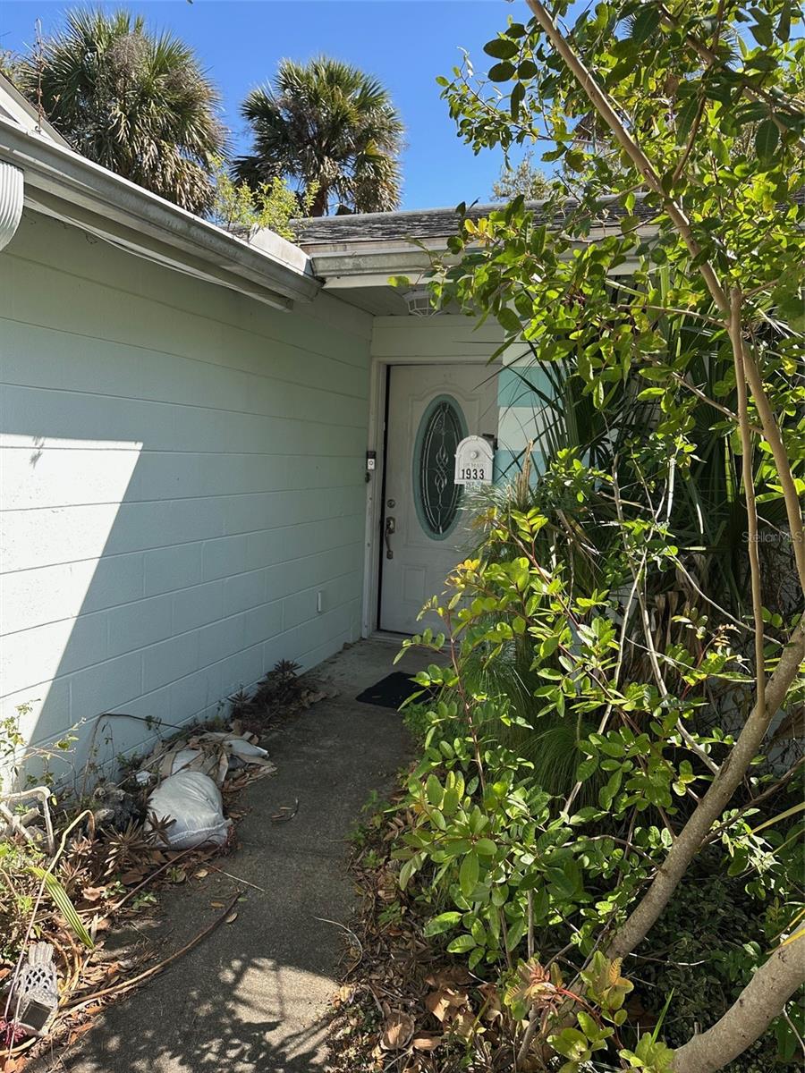 1933 BAYVIEW DR, NEW SMYRNA BEACH, FL, 32168