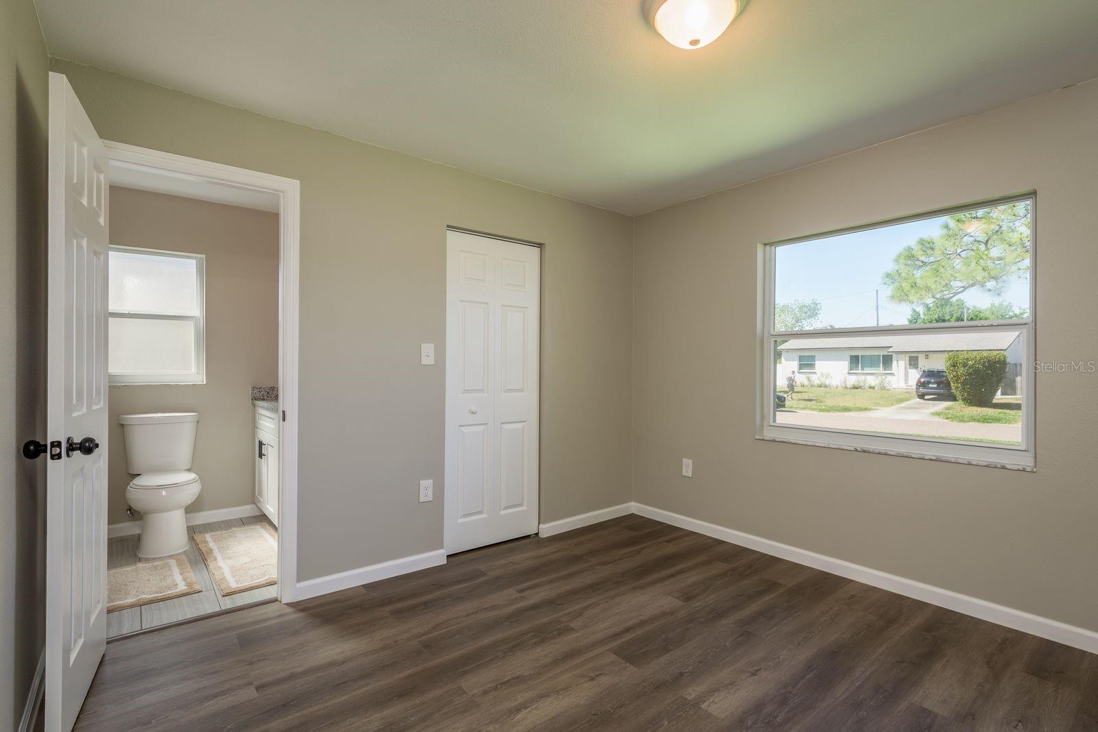 146 82ND AVE N, ST PETERSBURG, FL, 33702