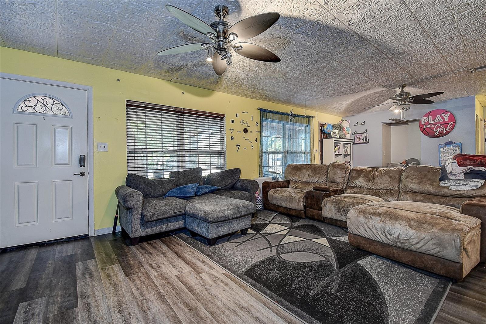 15204 WESTMINISTER AVE, CLEARWATER, FL, 33760