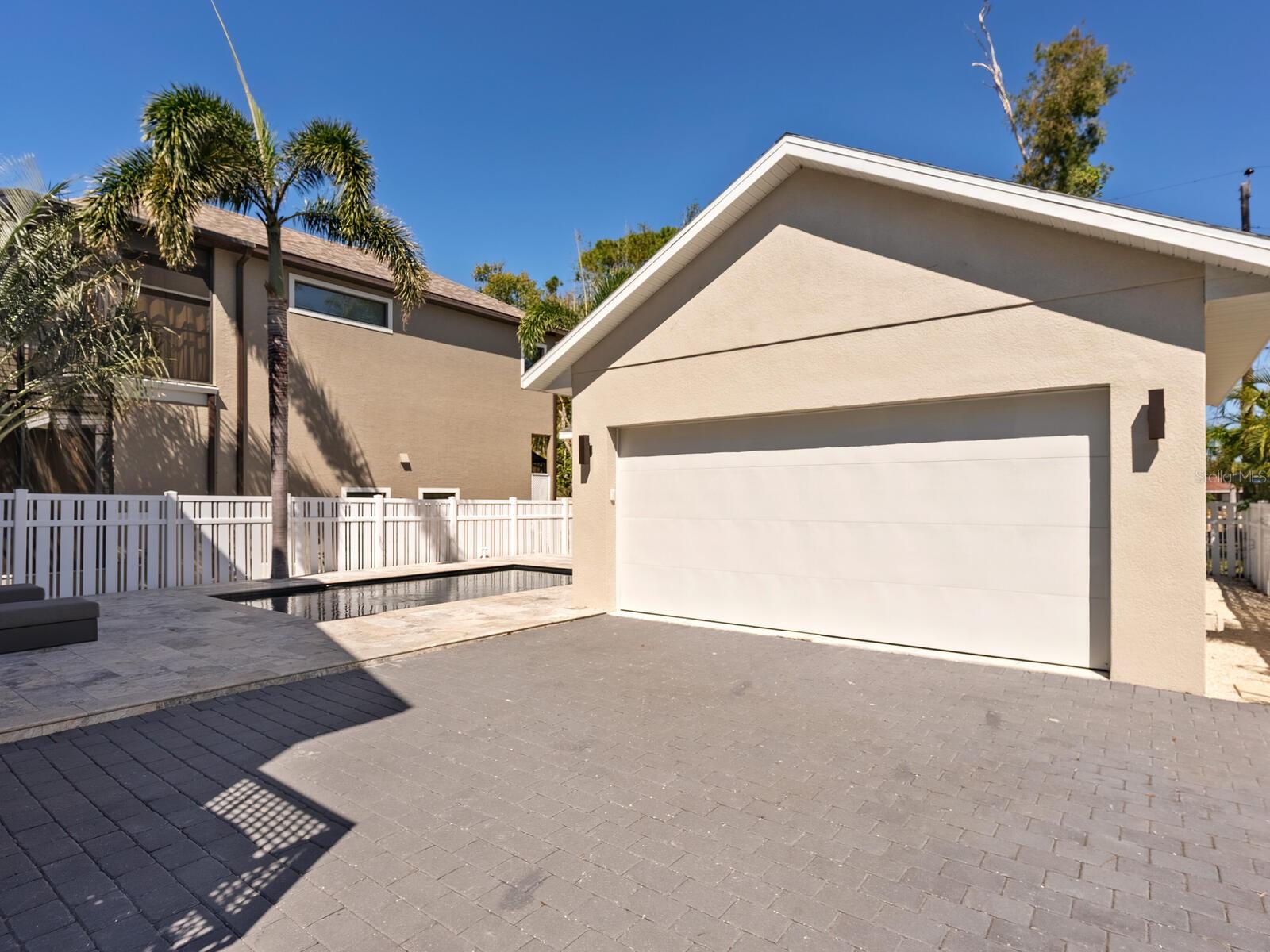 2159 HAWTHORNE ST, SARASOTA, FL, 34239