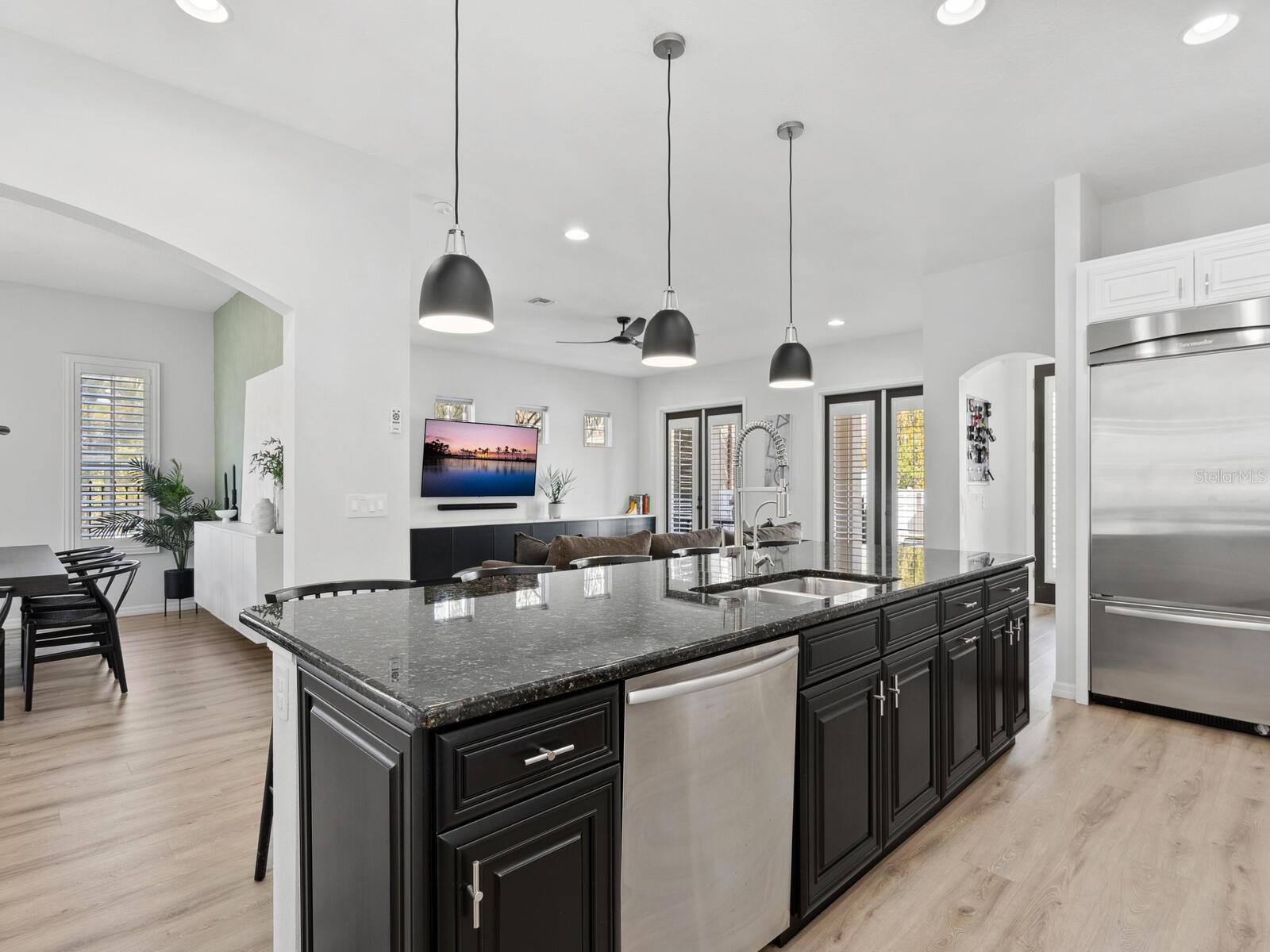 2159 HAWTHORNE ST, SARASOTA, FL, 34239