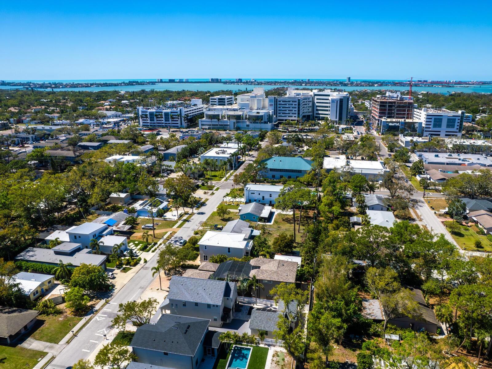 2159 HAWTHORNE ST, SARASOTA, FL, 34239