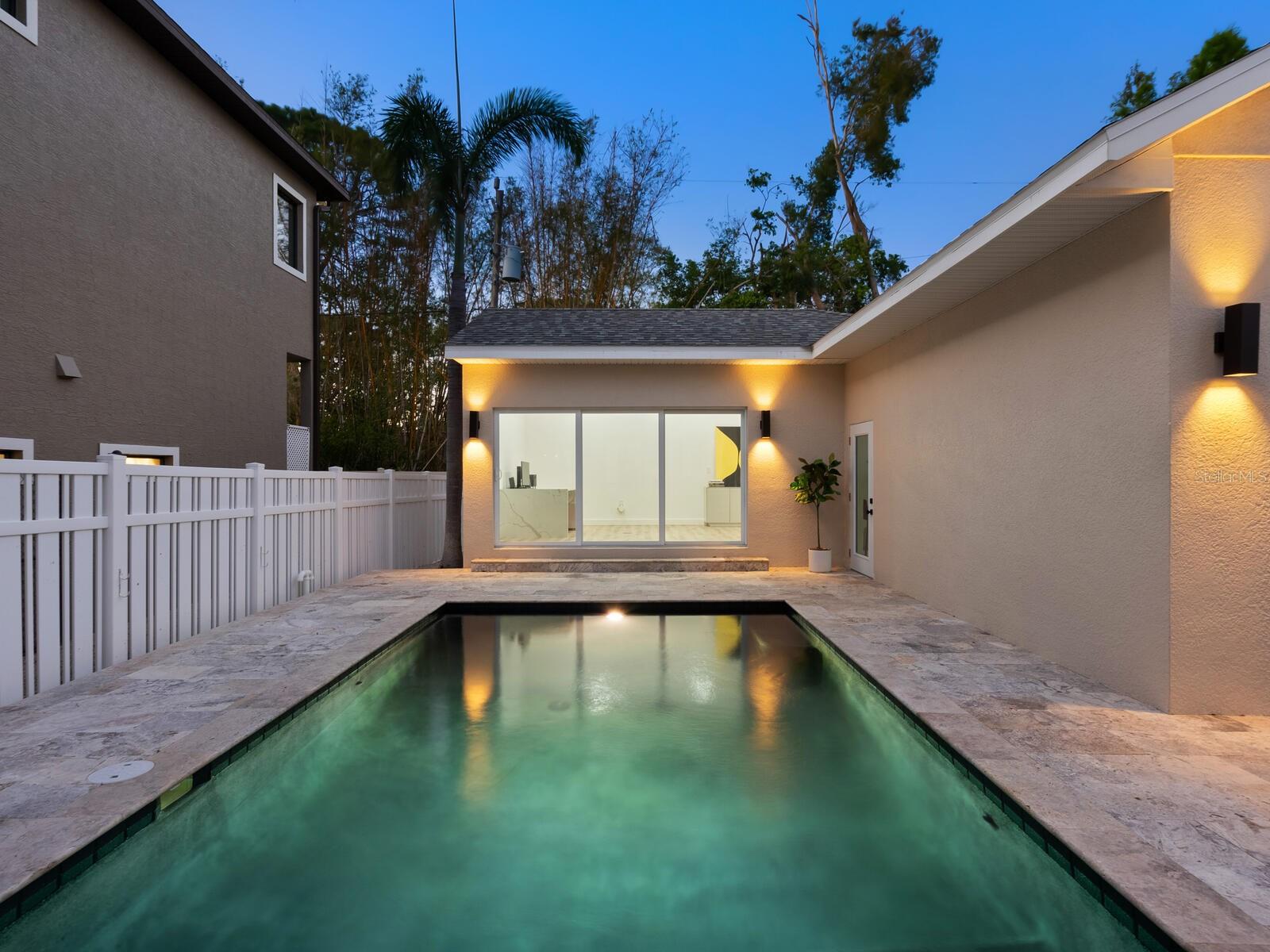 2159 HAWTHORNE ST, SARASOTA, FL, 34239