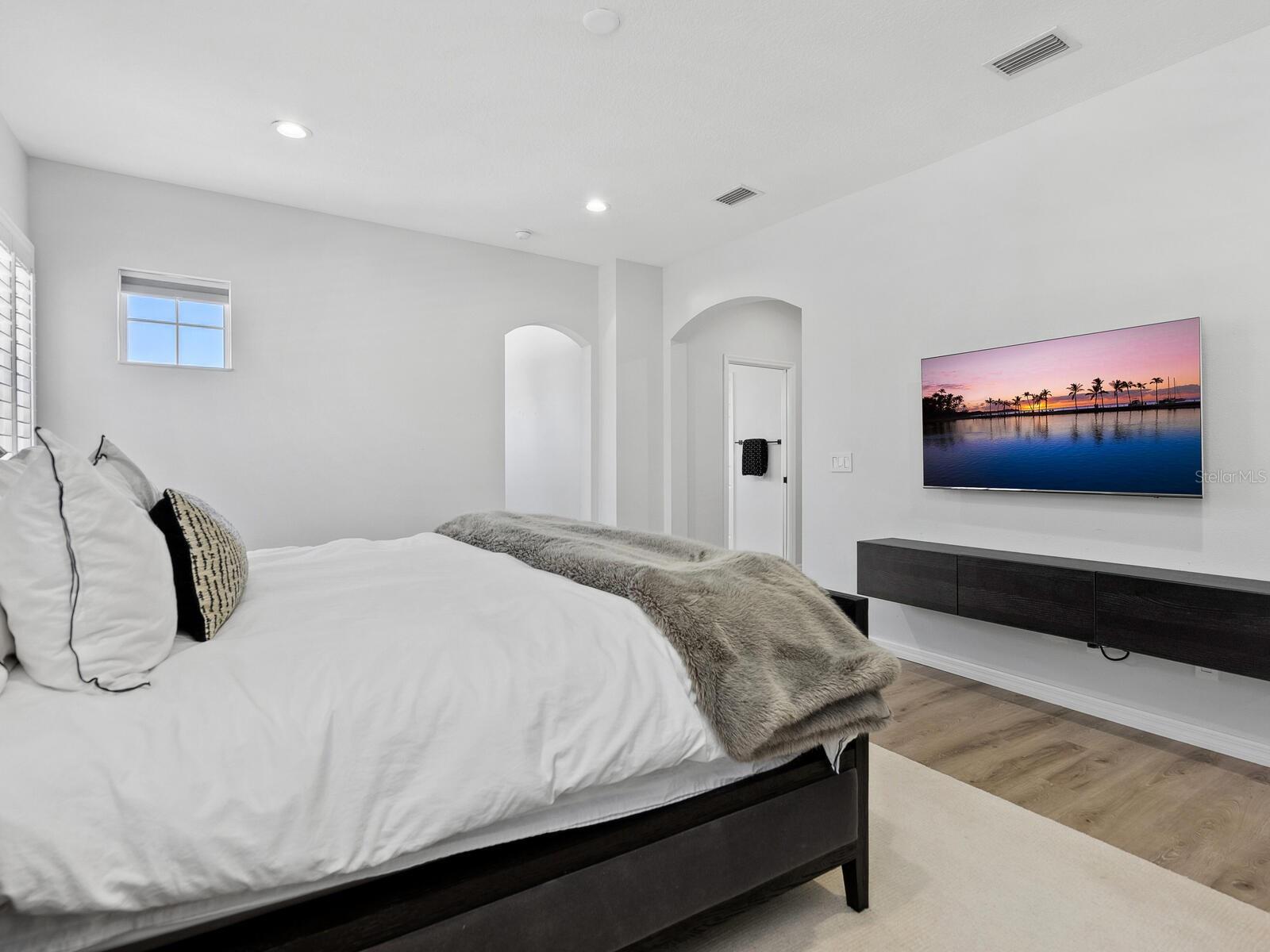 2159 HAWTHORNE ST, SARASOTA, FL, 34239