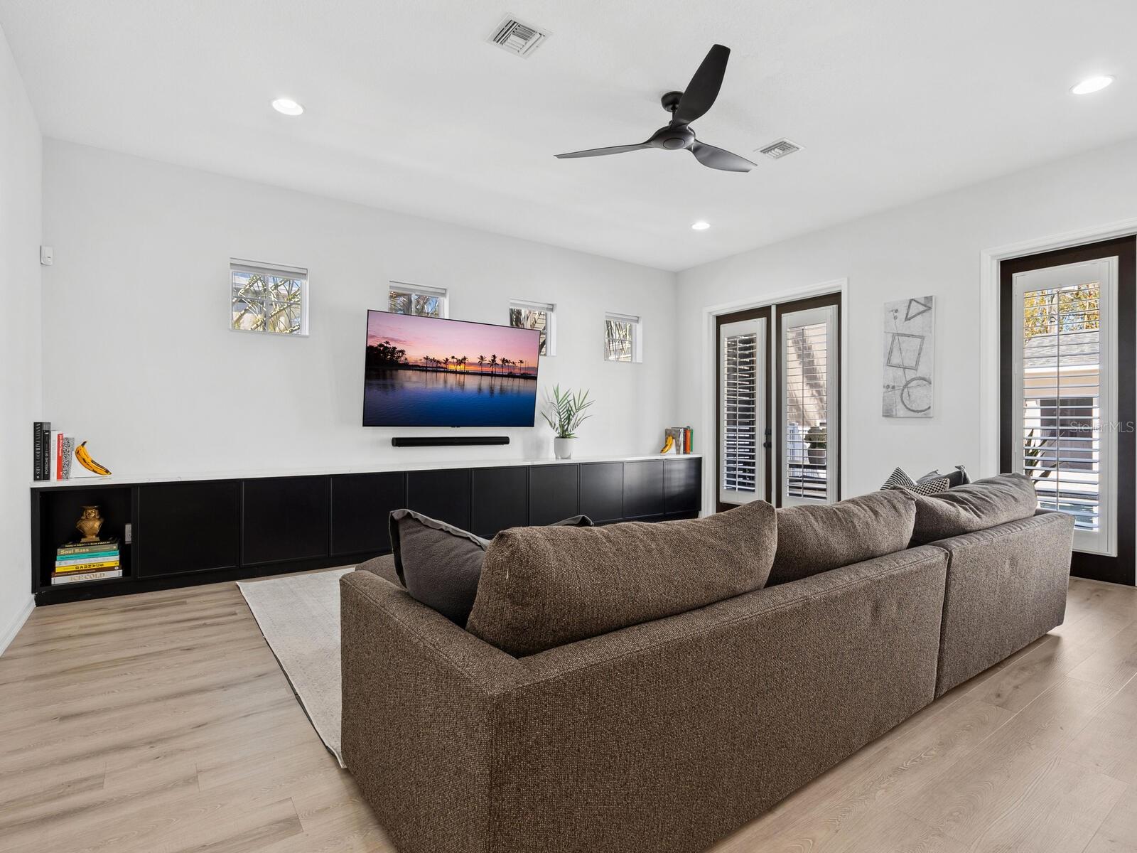 2159 HAWTHORNE ST, SARASOTA, FL, 34239