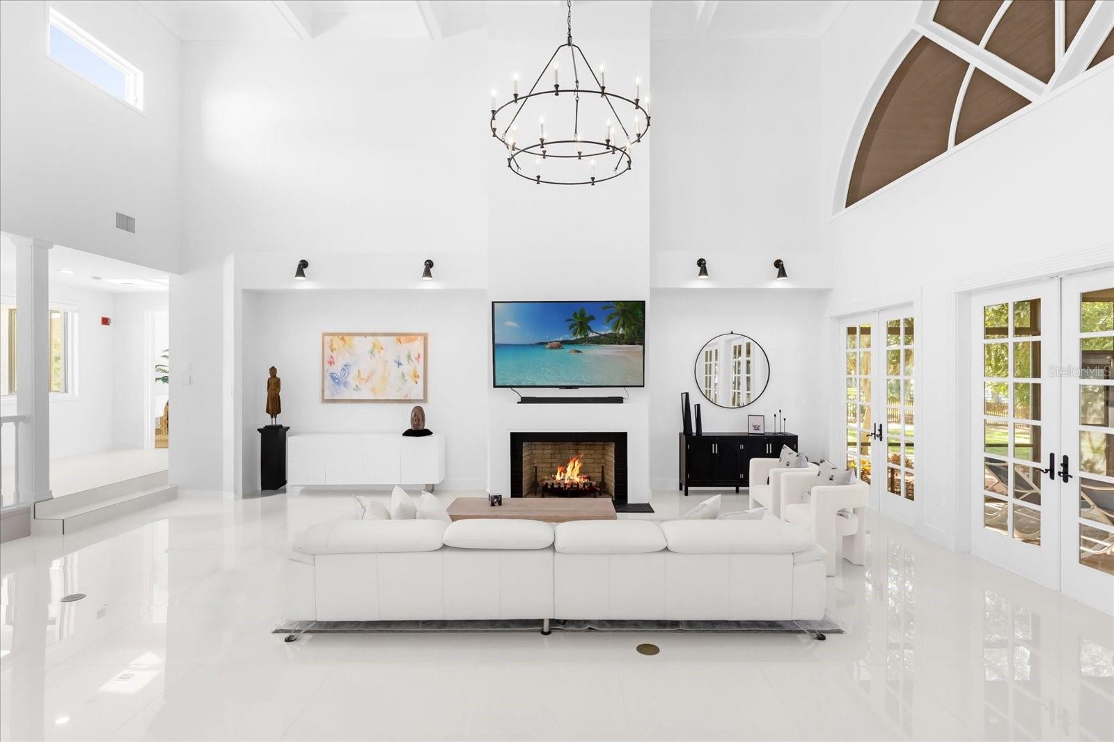 15749 ACORN CIR, TAVARES, FL, 32778