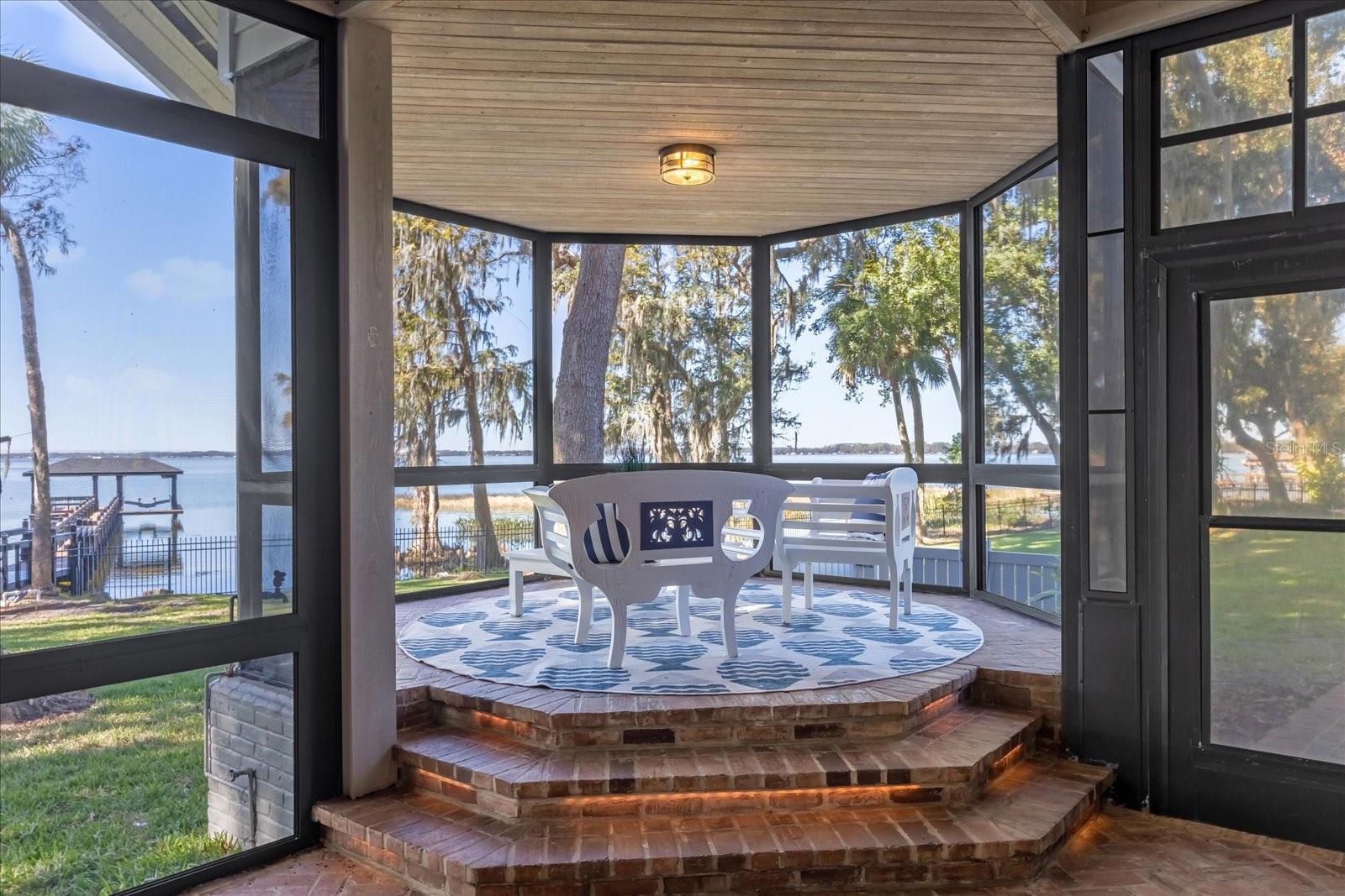 15749 ACORN CIR, TAVARES, FL, 32778