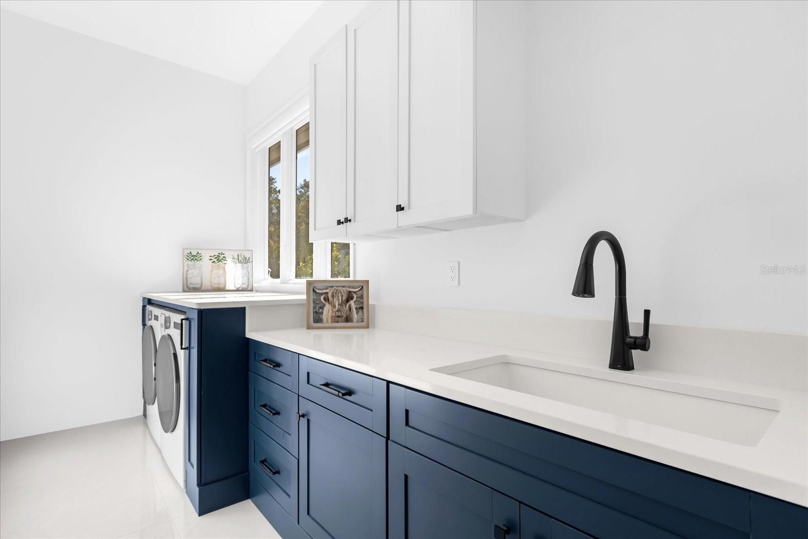 15749 ACORN CIR, TAVARES, FL, 32778