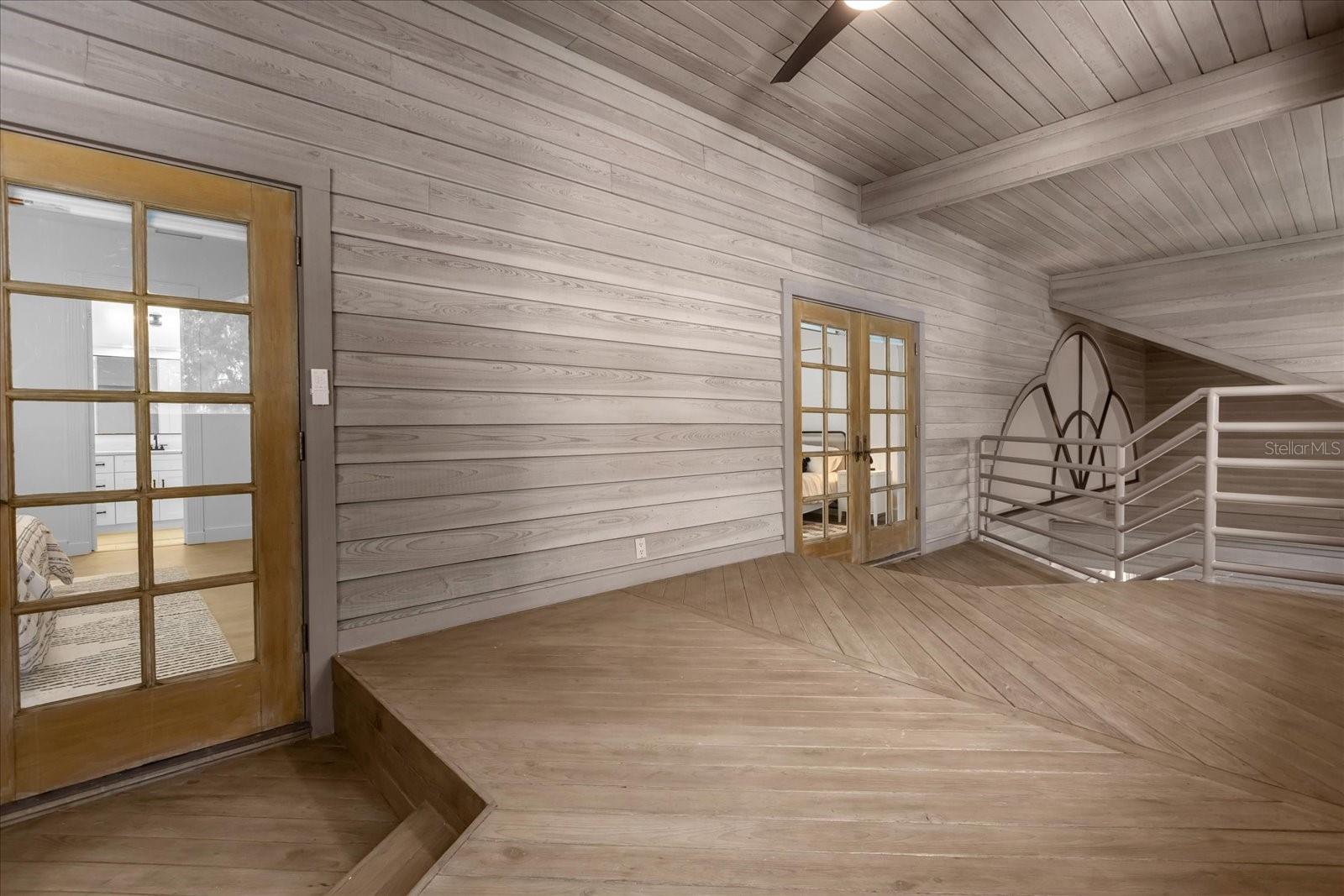 15749 ACORN CIR, TAVARES, FL, 32778