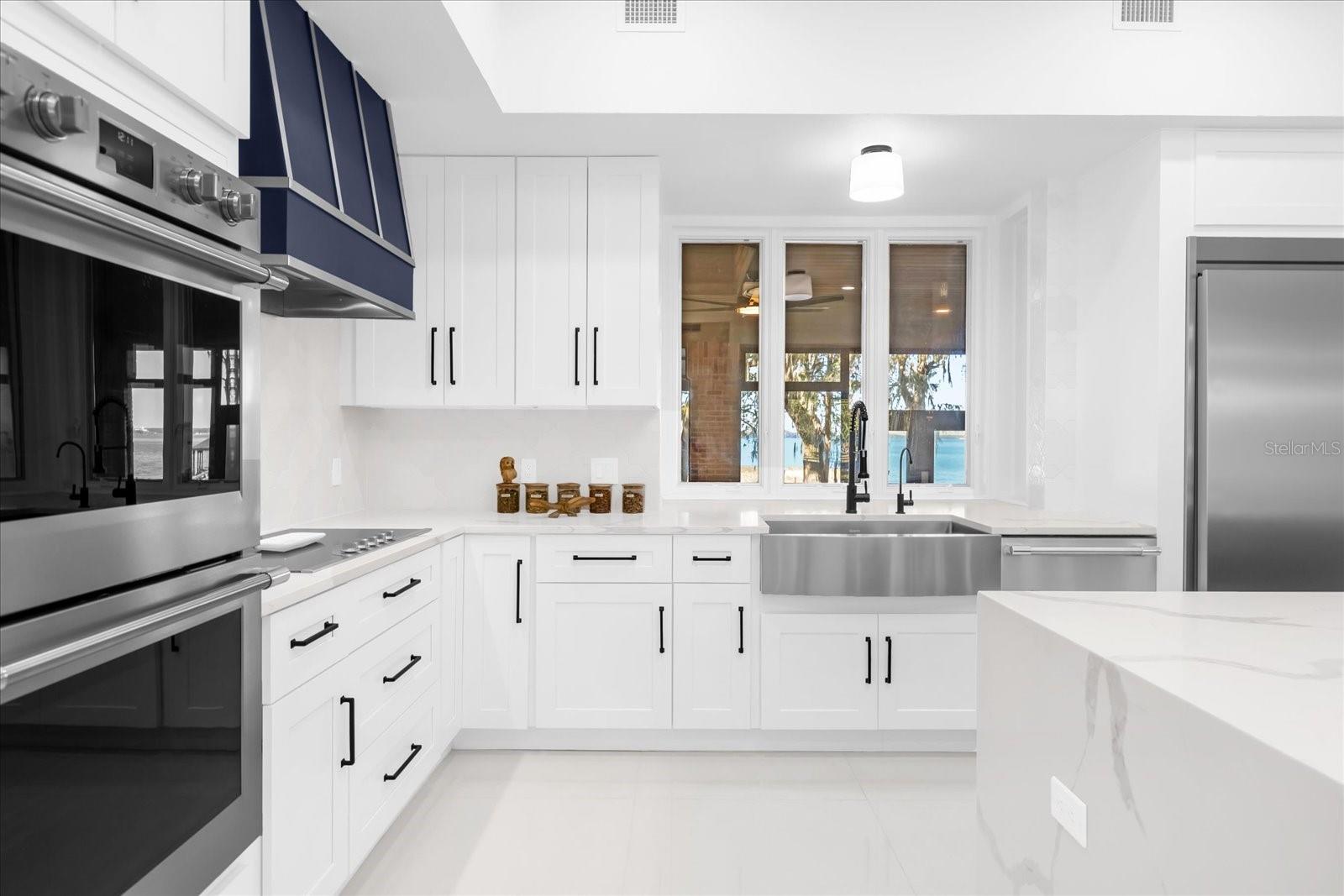 15749 ACORN CIR, TAVARES, FL, 32778