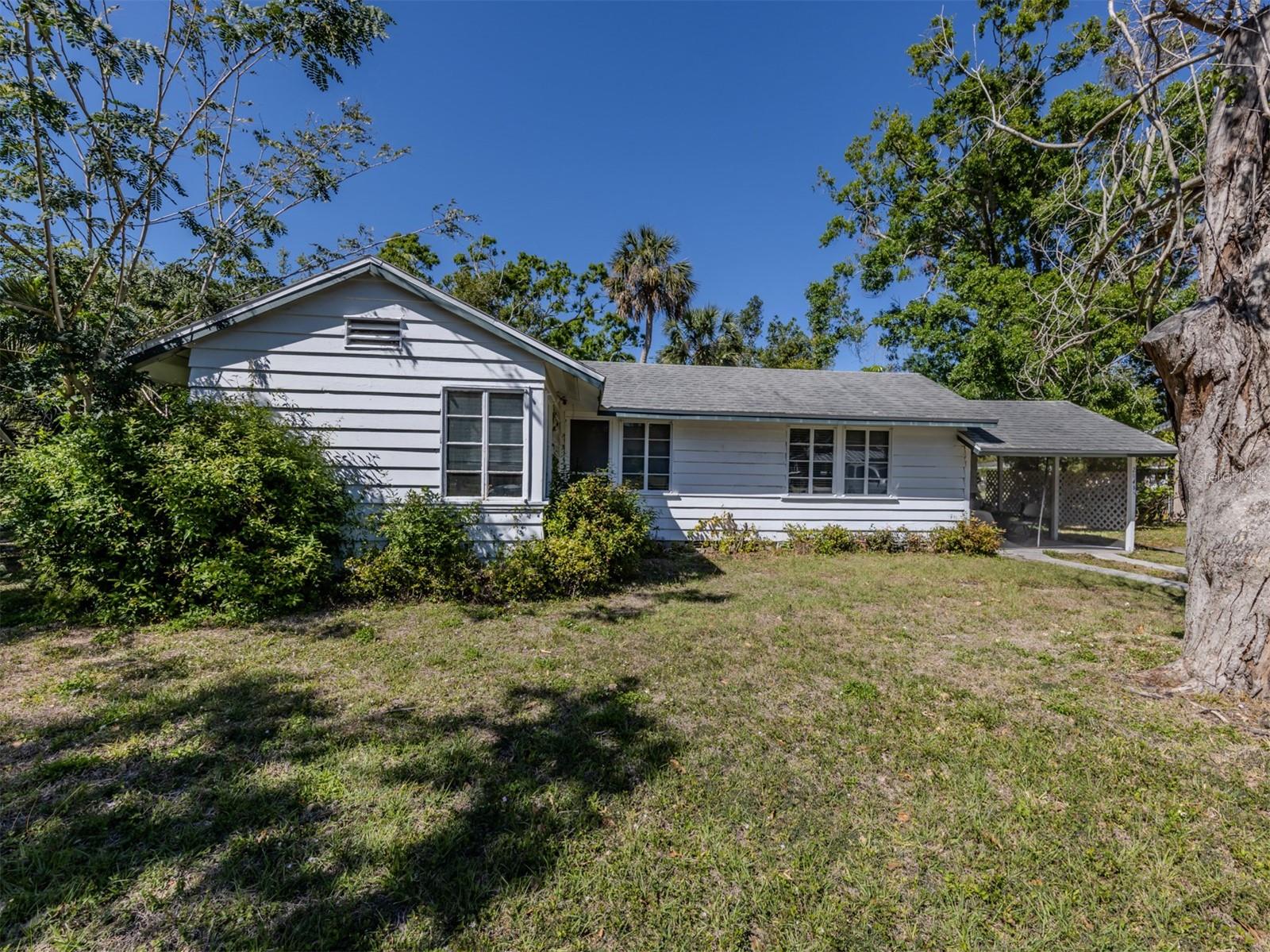 2043 OAK TER, SARASOTA, FL, 34231