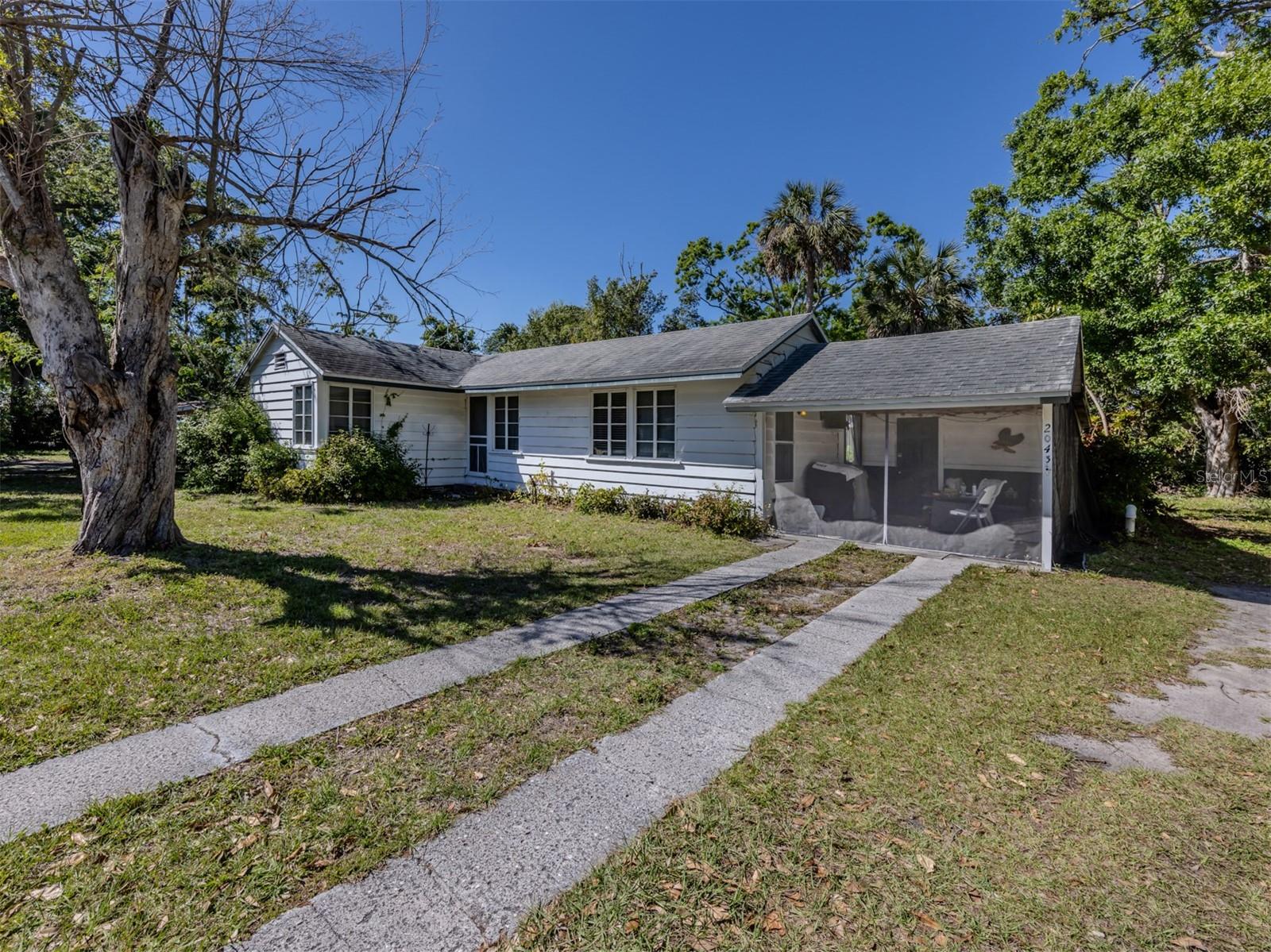 2043 OAK TER, SARASOTA, FL, 34231