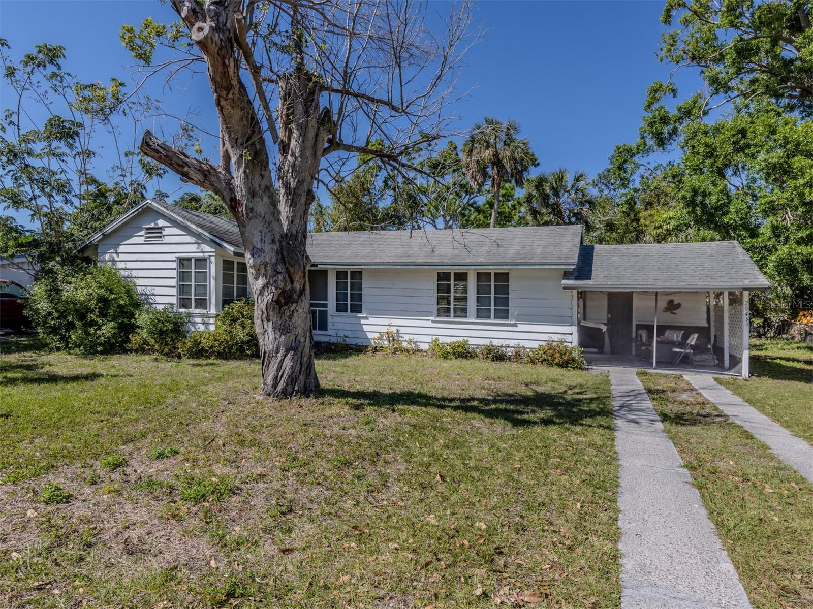 2043 OAK TER, SARASOTA, FL, 34231