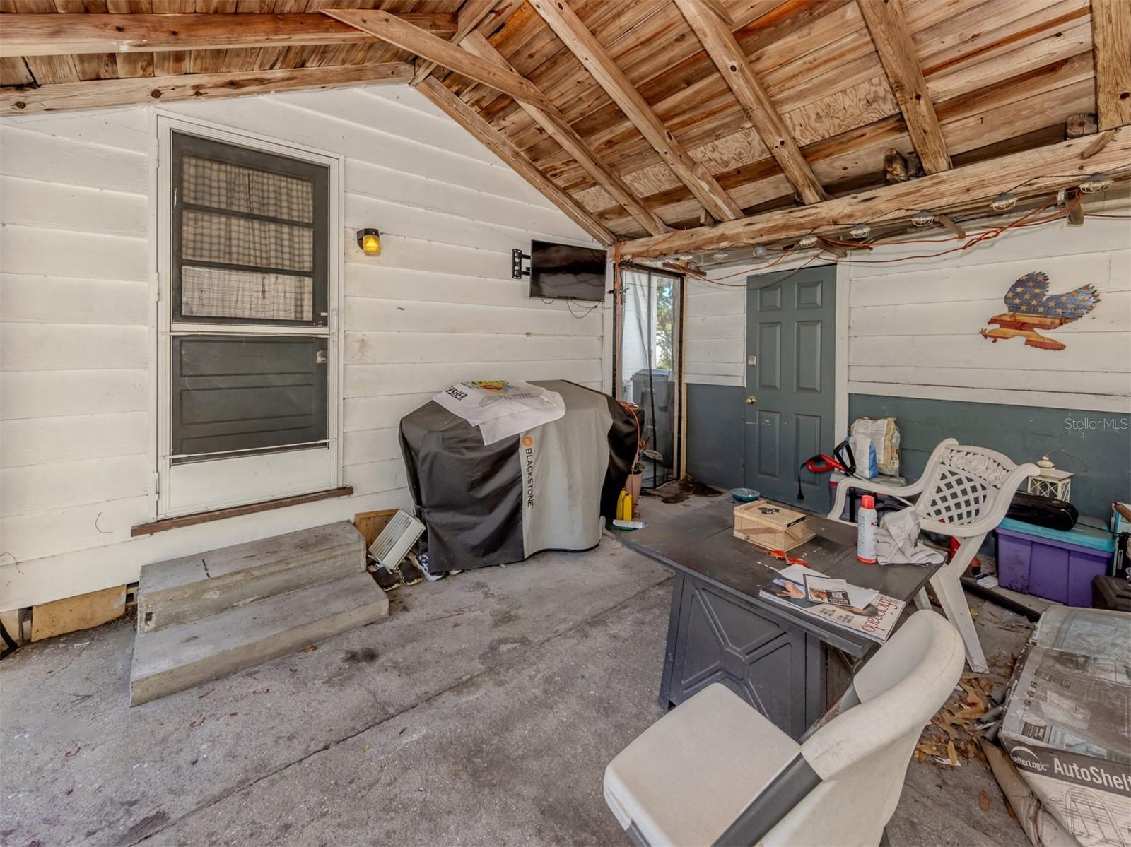 2043 OAK TER, SARASOTA, FL, 34231