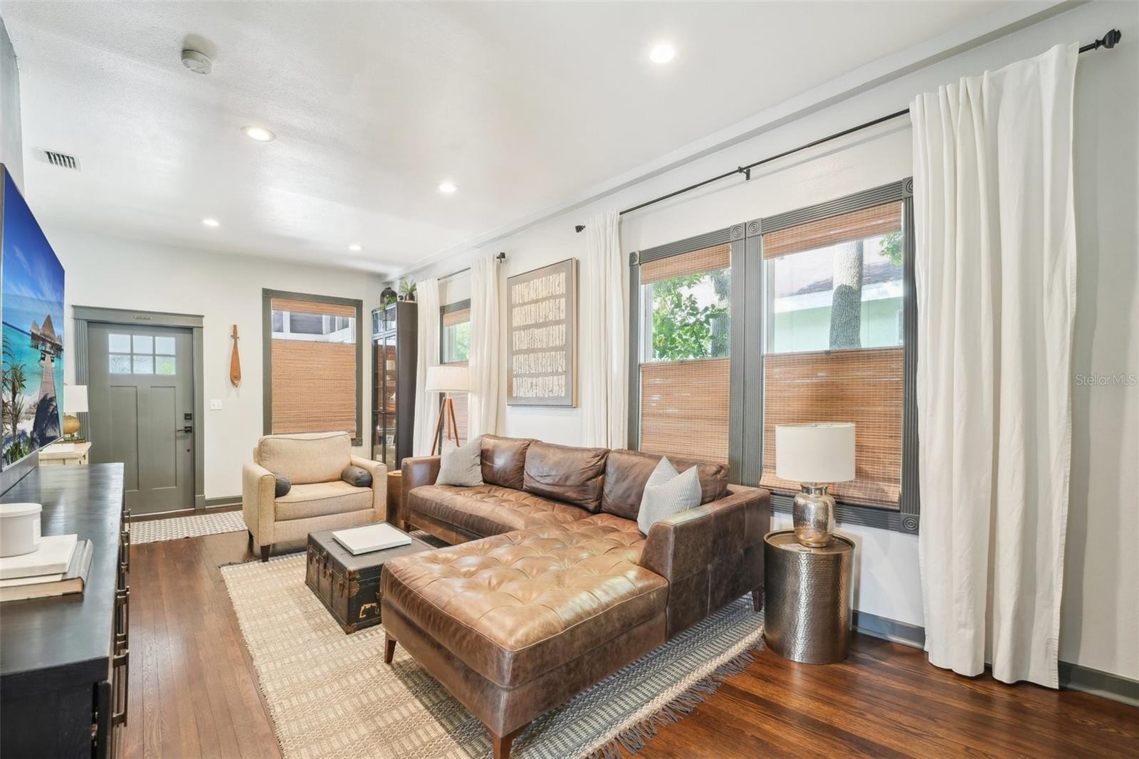 114 E EMILY ST, TAMPA, FL, 33603