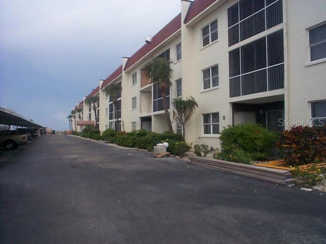 1400 TARPON CENTER DR #305, VENICE, FL, 34285