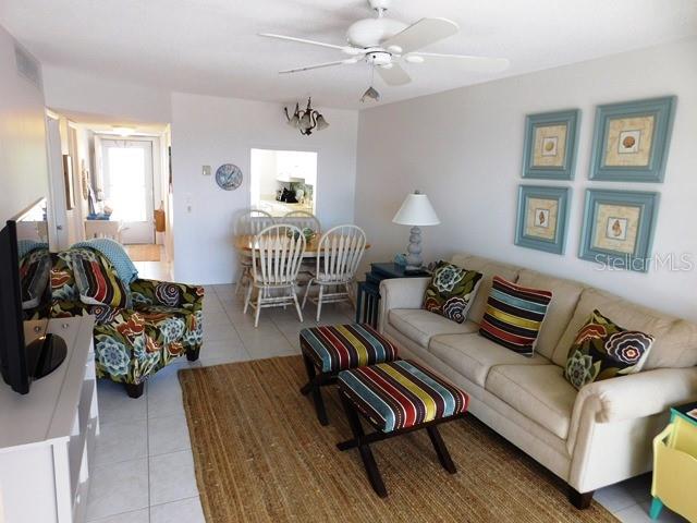 1400 TARPON CENTER DR #305, VENICE, FL, 34285
