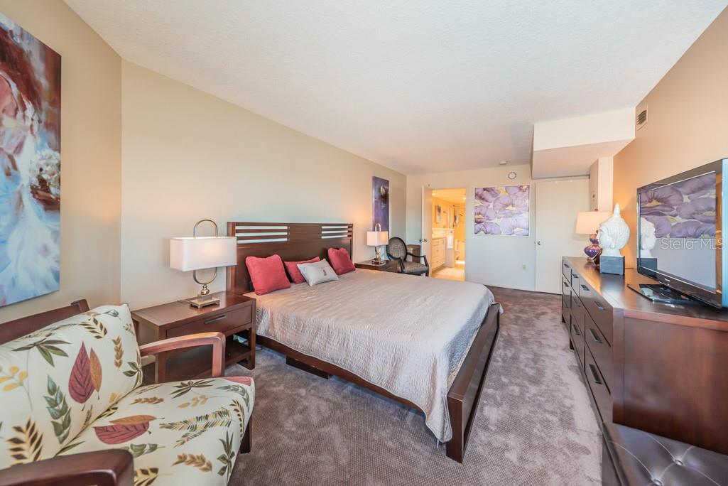 240 SAND KEY ESTATES DR #266, CLEARWATER BEACH, FL, 33767