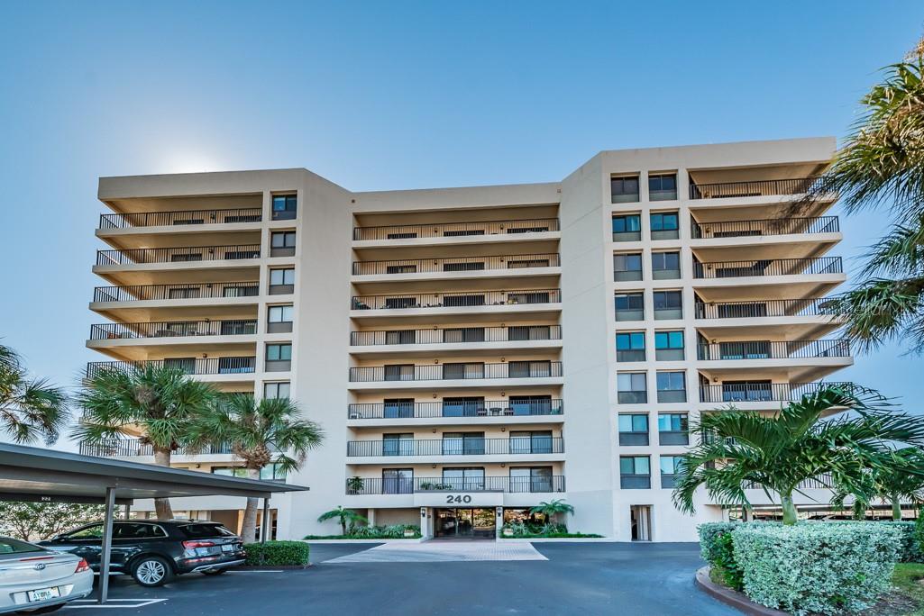 240 SAND KEY ESTATES DR #266, CLEARWATER BEACH, FL, 33767