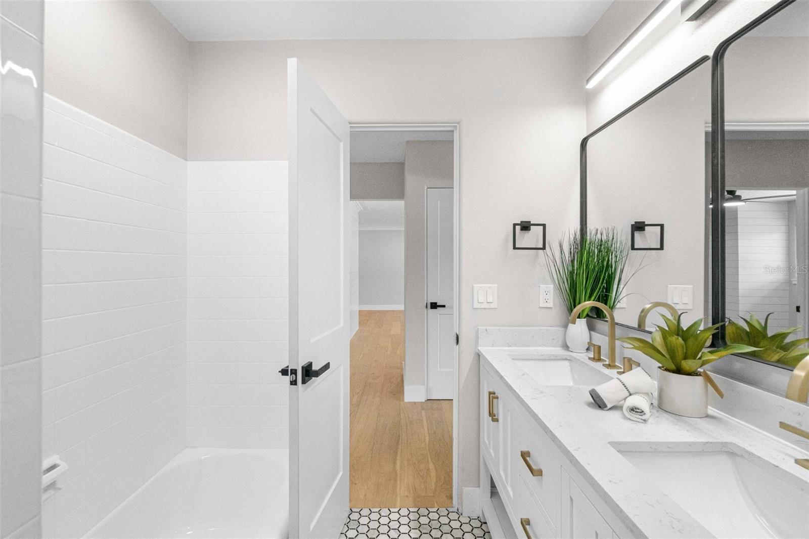 2242 SUNNYSIDE LN, SARASOTA, FL, 34239