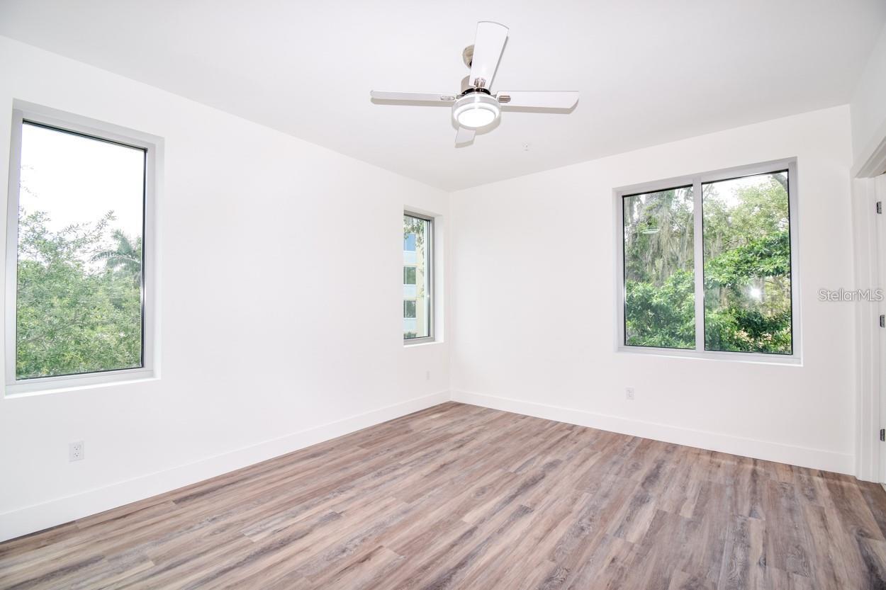 1709 N TAMIAMI TRL #327, SARASOTA, FL, 34234