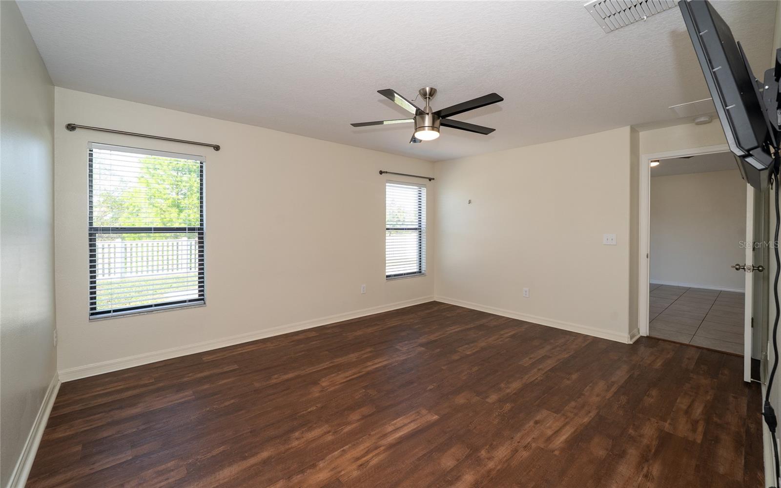 36077 STABLE WILK AVE, ZEPHYRHILLS, FL, 33541