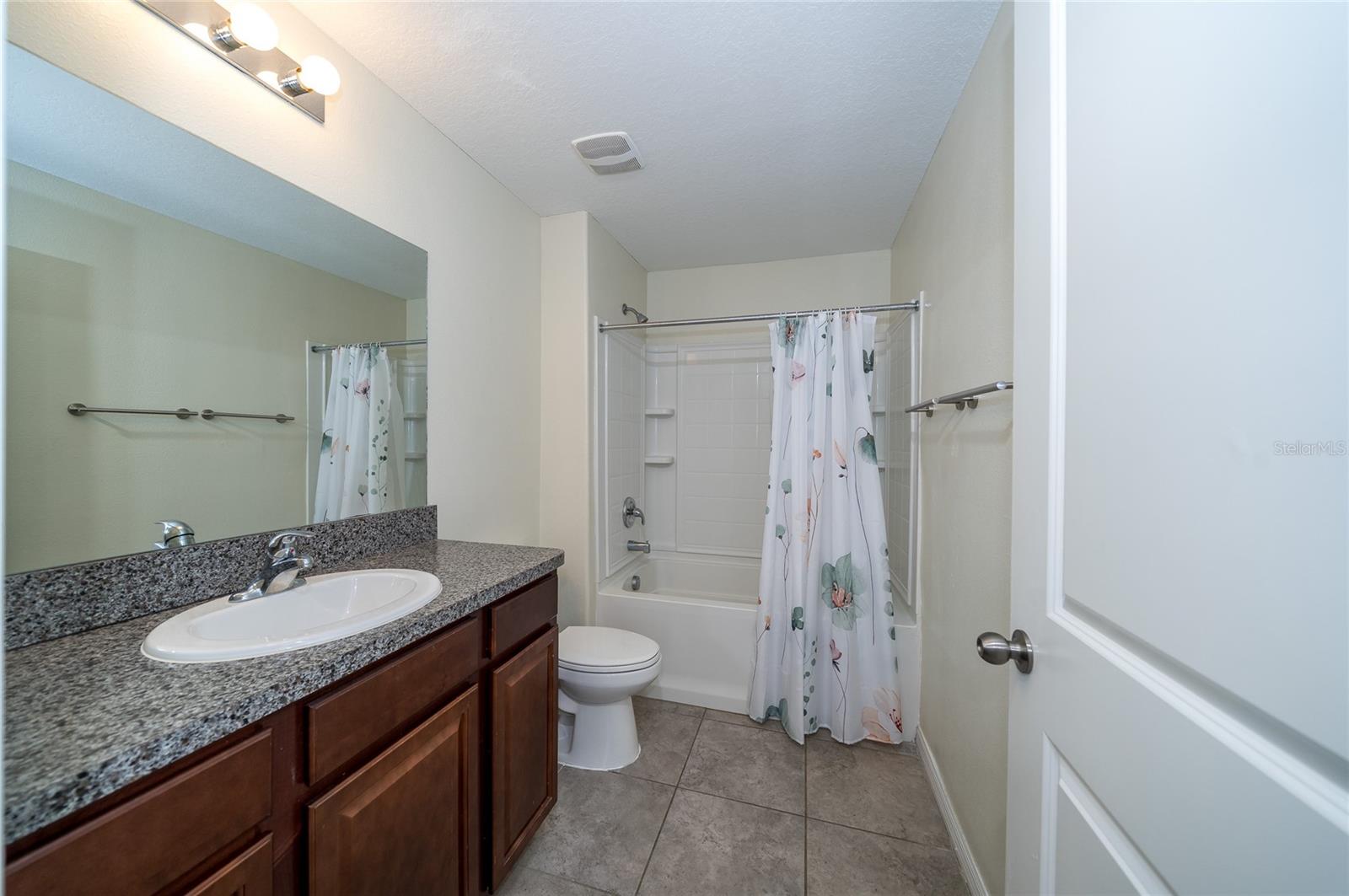 36077 STABLE WILK AVE, ZEPHYRHILLS, FL, 33541