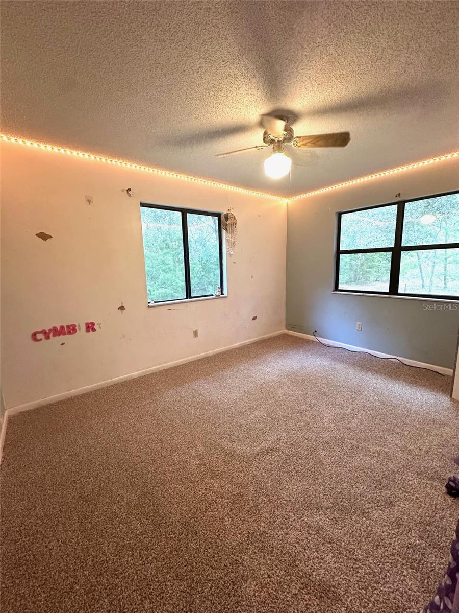 38851 FOREST DR, EUSTIS, FL, 32736