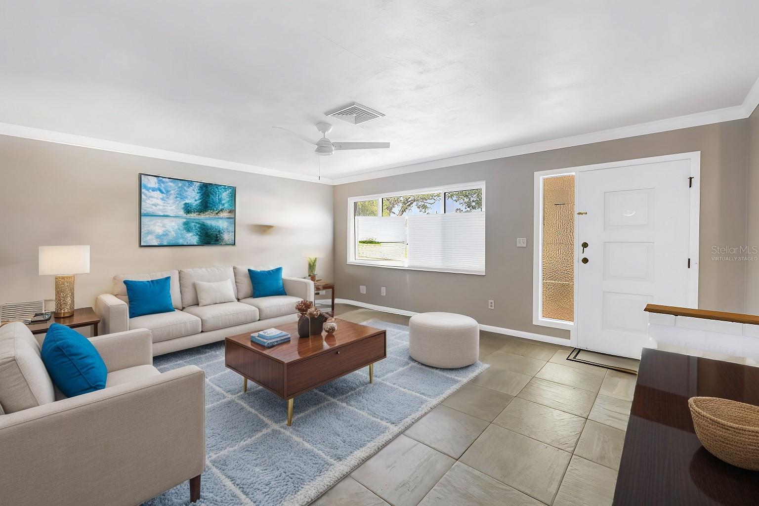 9044 LYNWOOD DR, SEMINOLE, FL, 33772