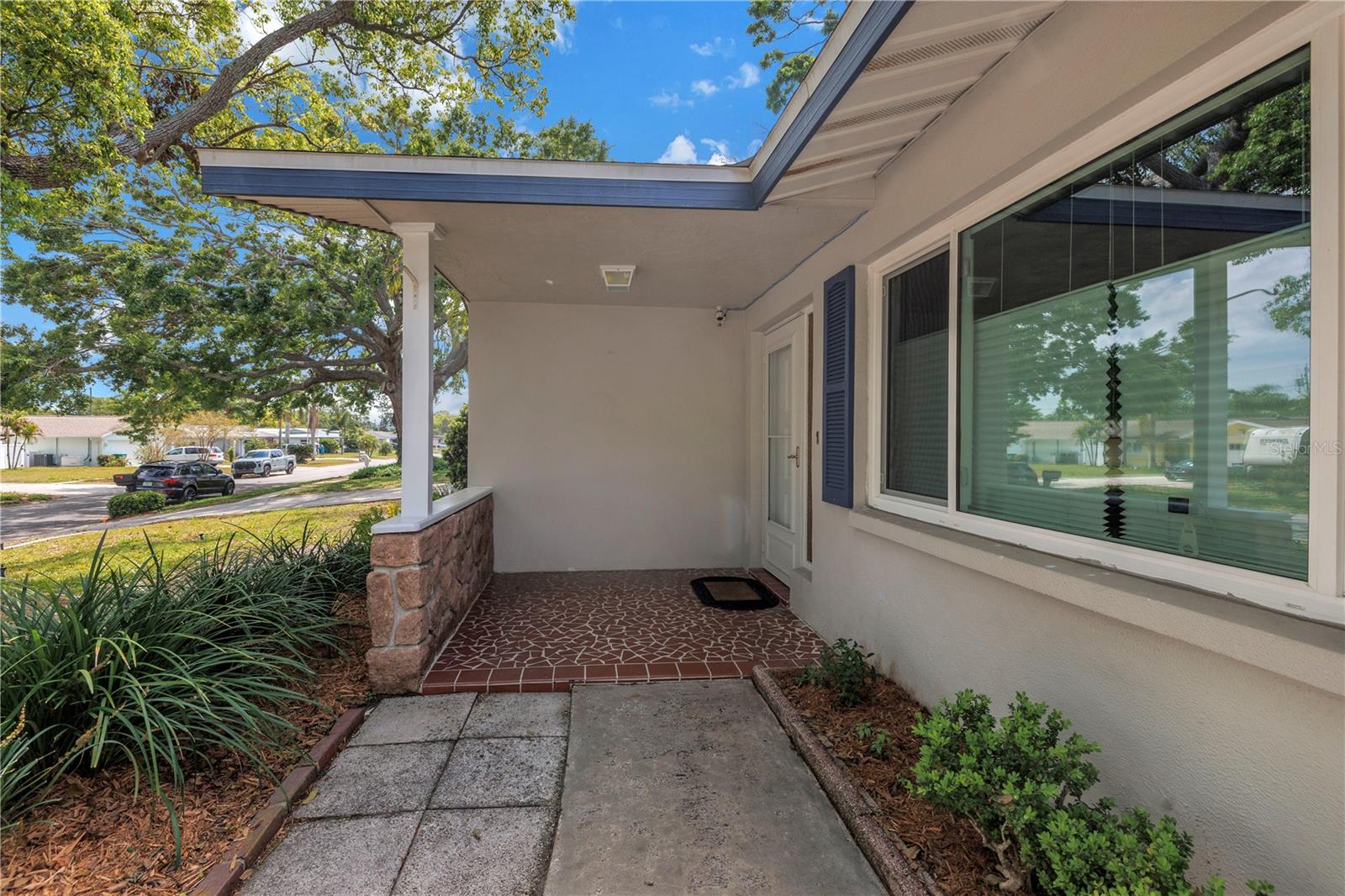 9044 LYNWOOD DR, SEMINOLE, FL, 33772
