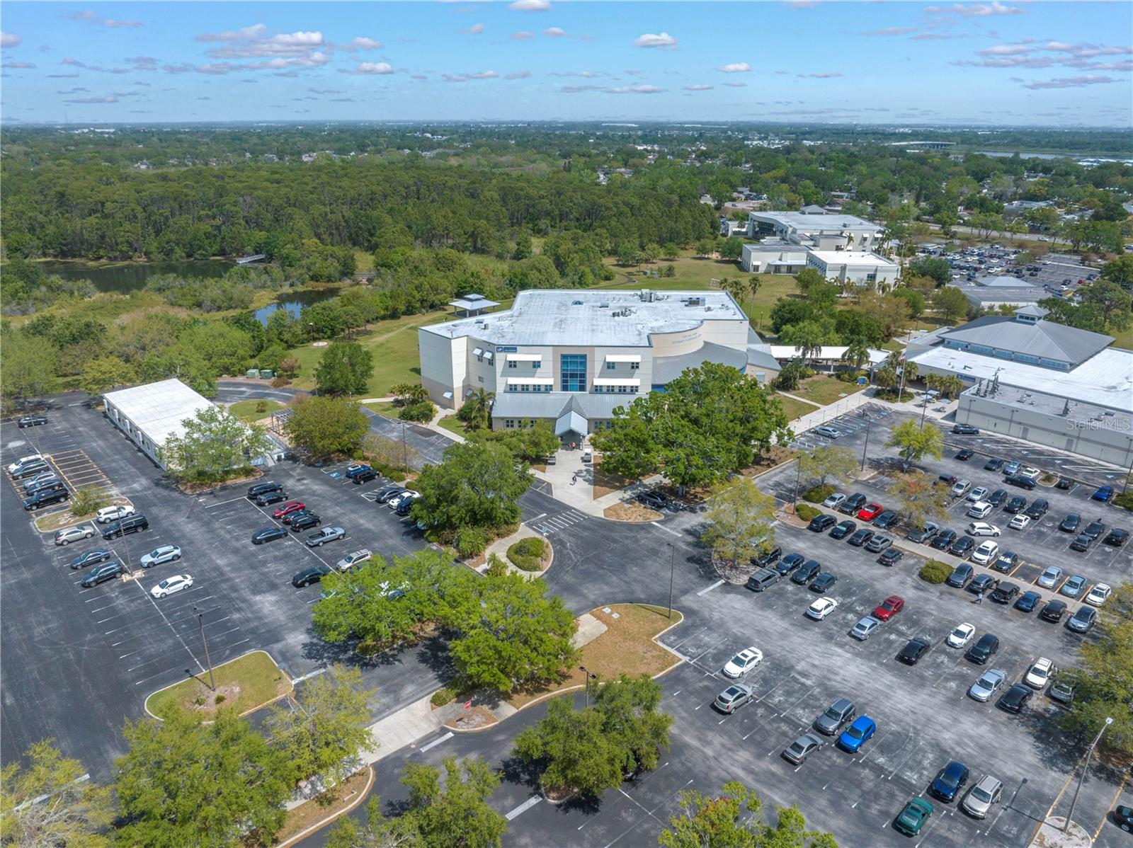 9044 LYNWOOD DR, SEMINOLE, FL, 33772