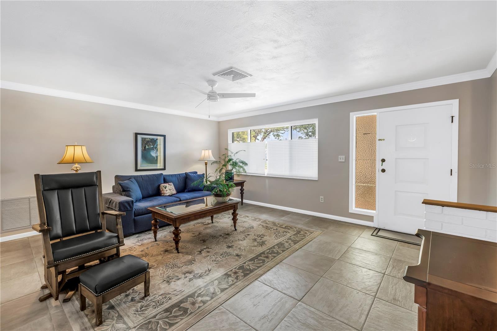 9044 LYNWOOD DR, SEMINOLE, FL, 33772