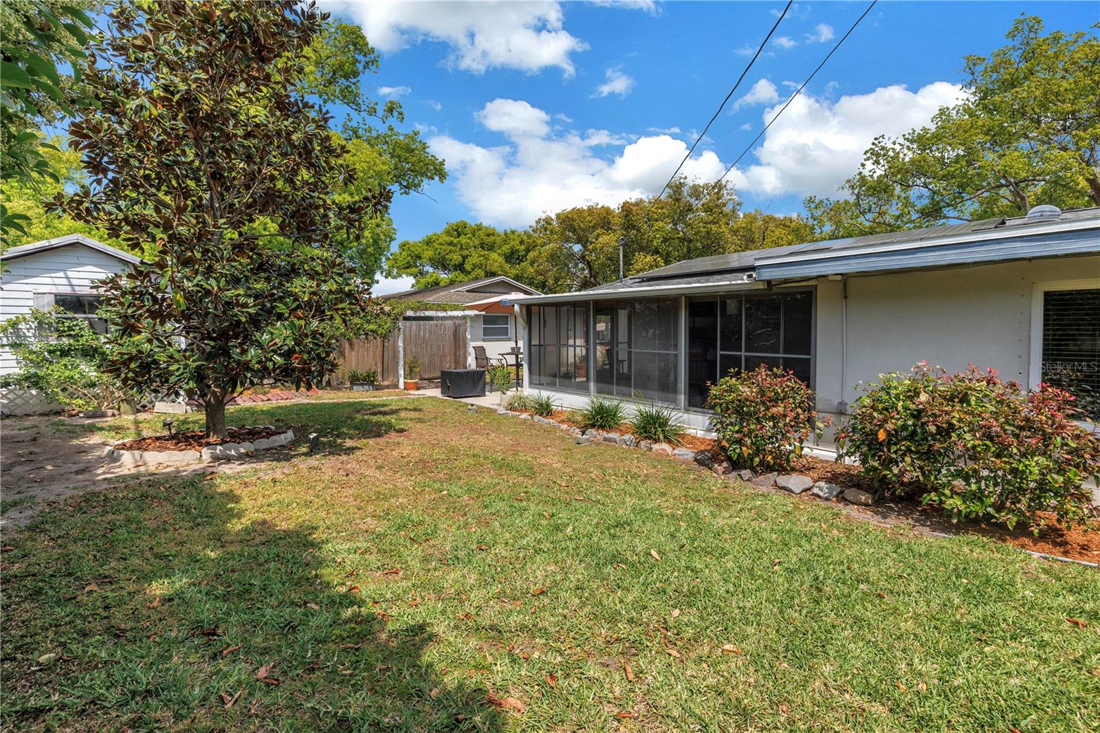 9044 LYNWOOD DR, SEMINOLE, FL, 33772