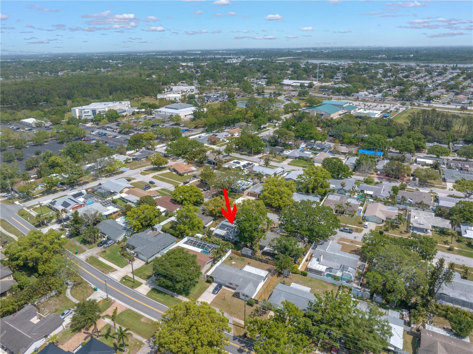 9044 LYNWOOD DR, SEMINOLE, FL, 33772