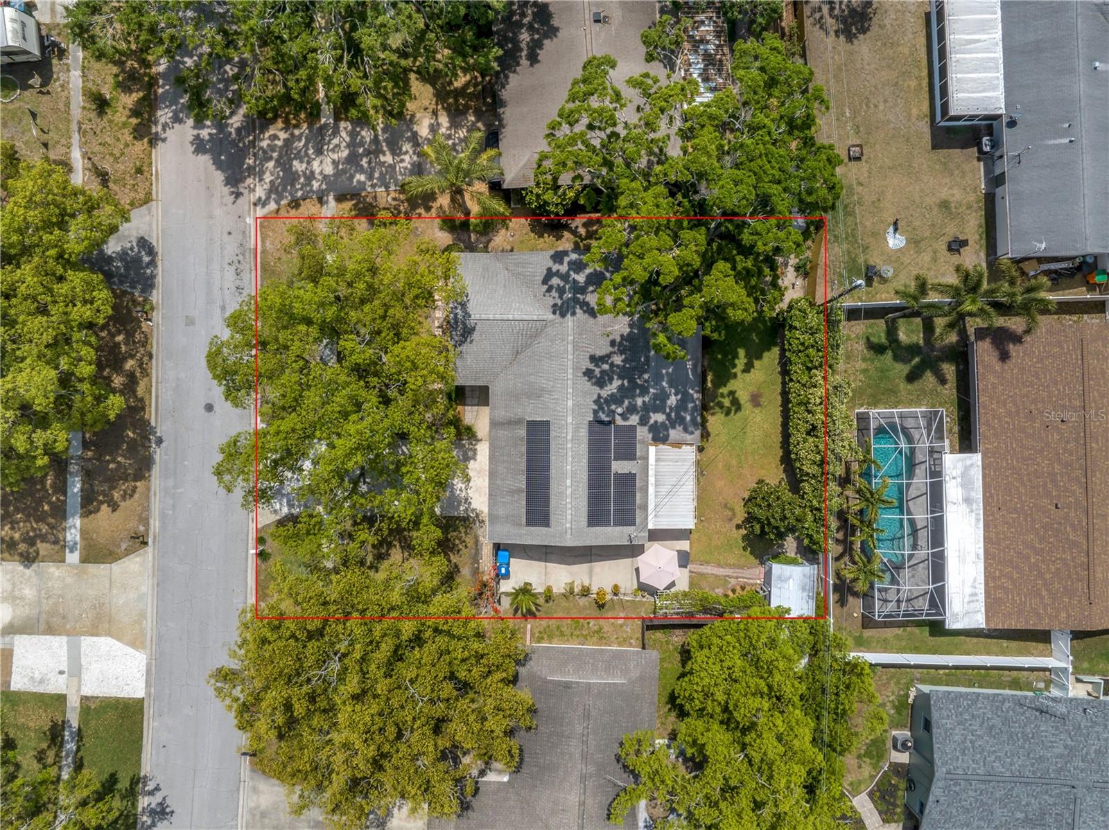 9044 LYNWOOD DR, SEMINOLE, FL, 33772
