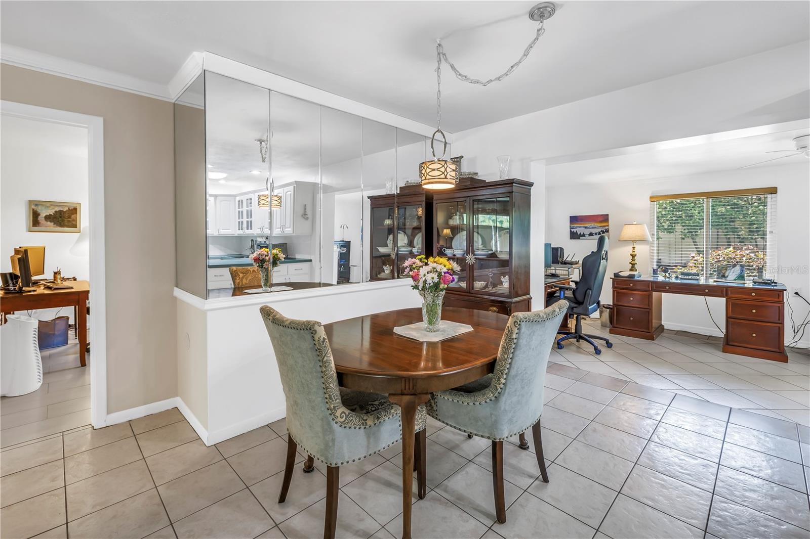 9044 LYNWOOD DR, SEMINOLE, FL, 33772