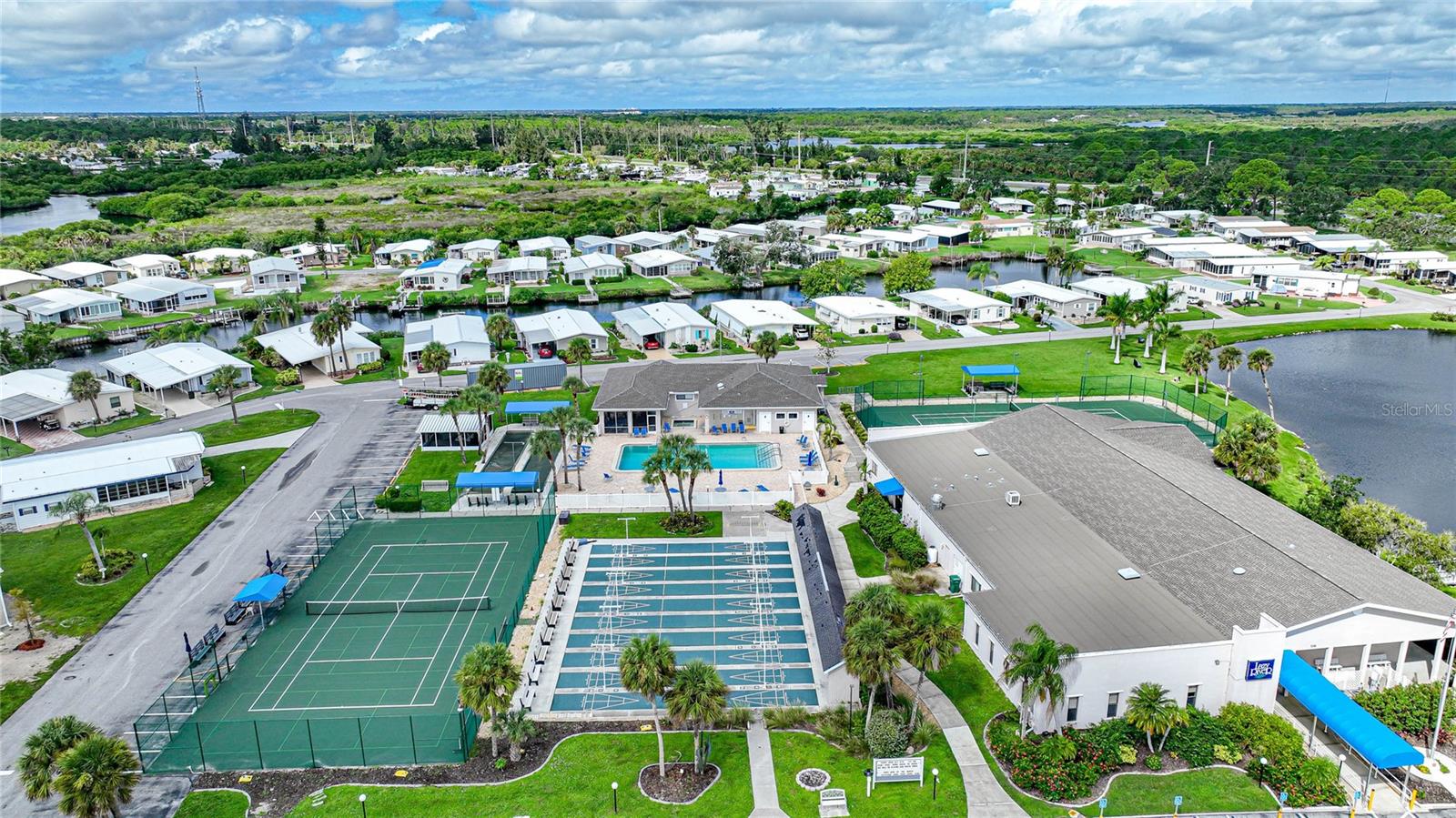 239 MARTINIQUE RD, NORTH PORT, FL, 34287