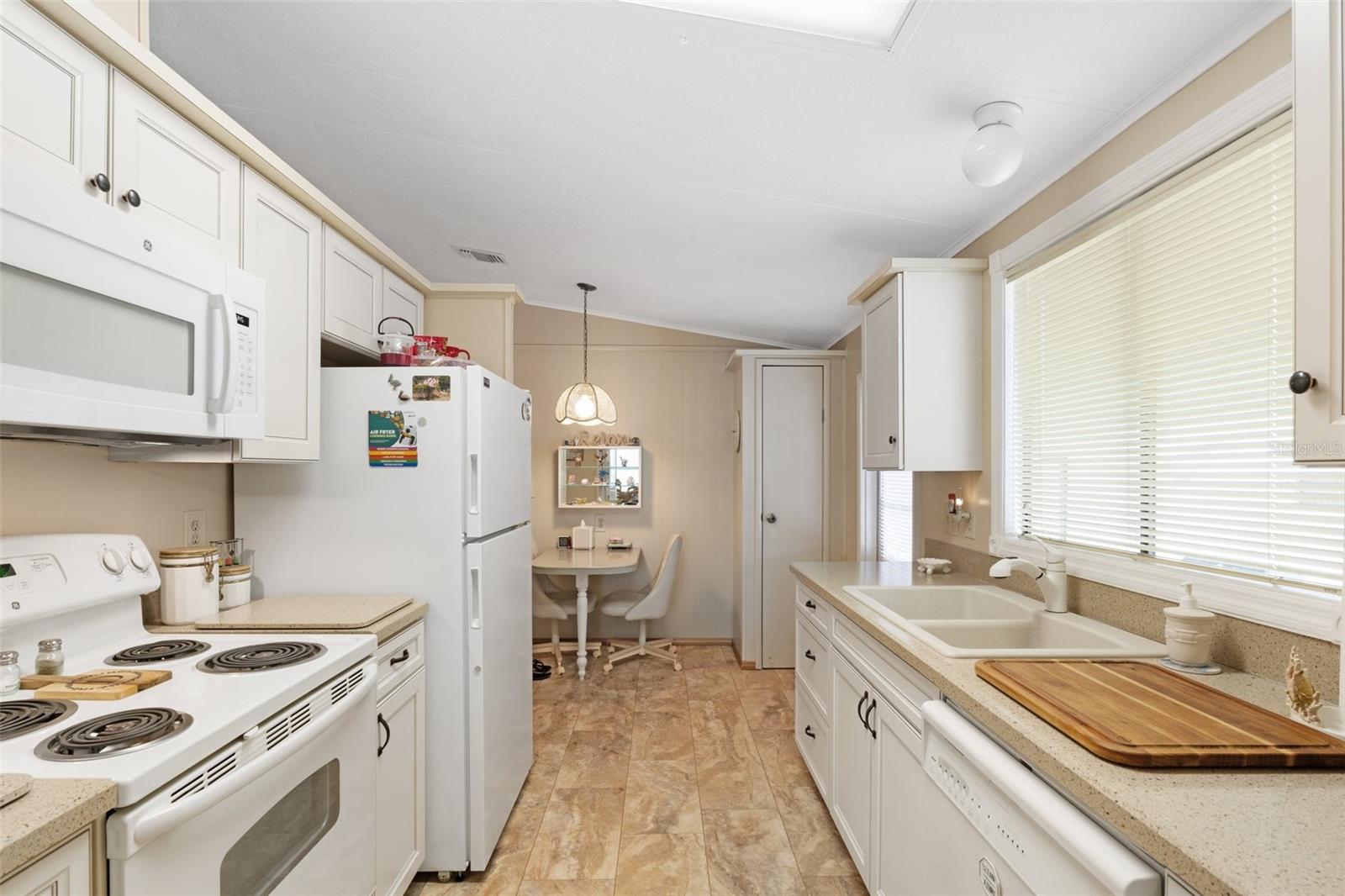 239 MARTINIQUE RD, NORTH PORT, FL, 34287