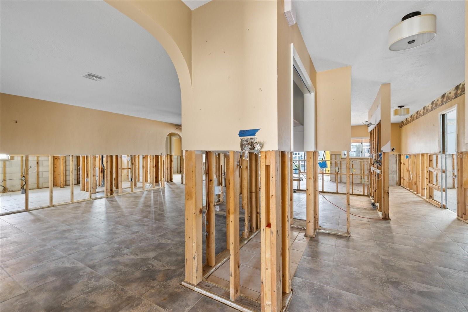5000 SOUTHSHORE DR, NEW PORT RICHEY, FL, 34652