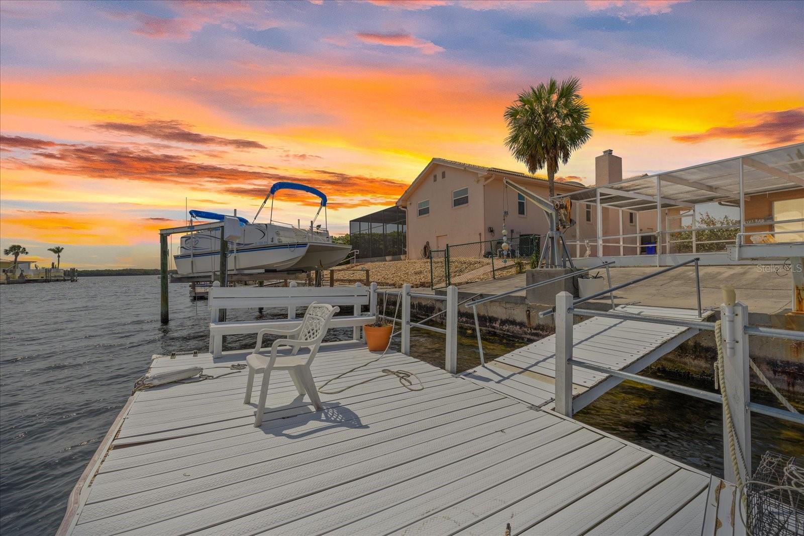 5000 SOUTHSHORE DR, NEW PORT RICHEY, FL, 34652