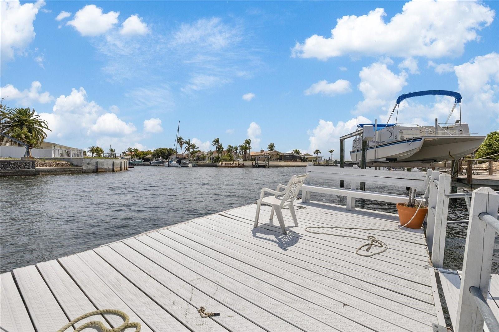 5000 SOUTHSHORE DR, NEW PORT RICHEY, FL, 34652