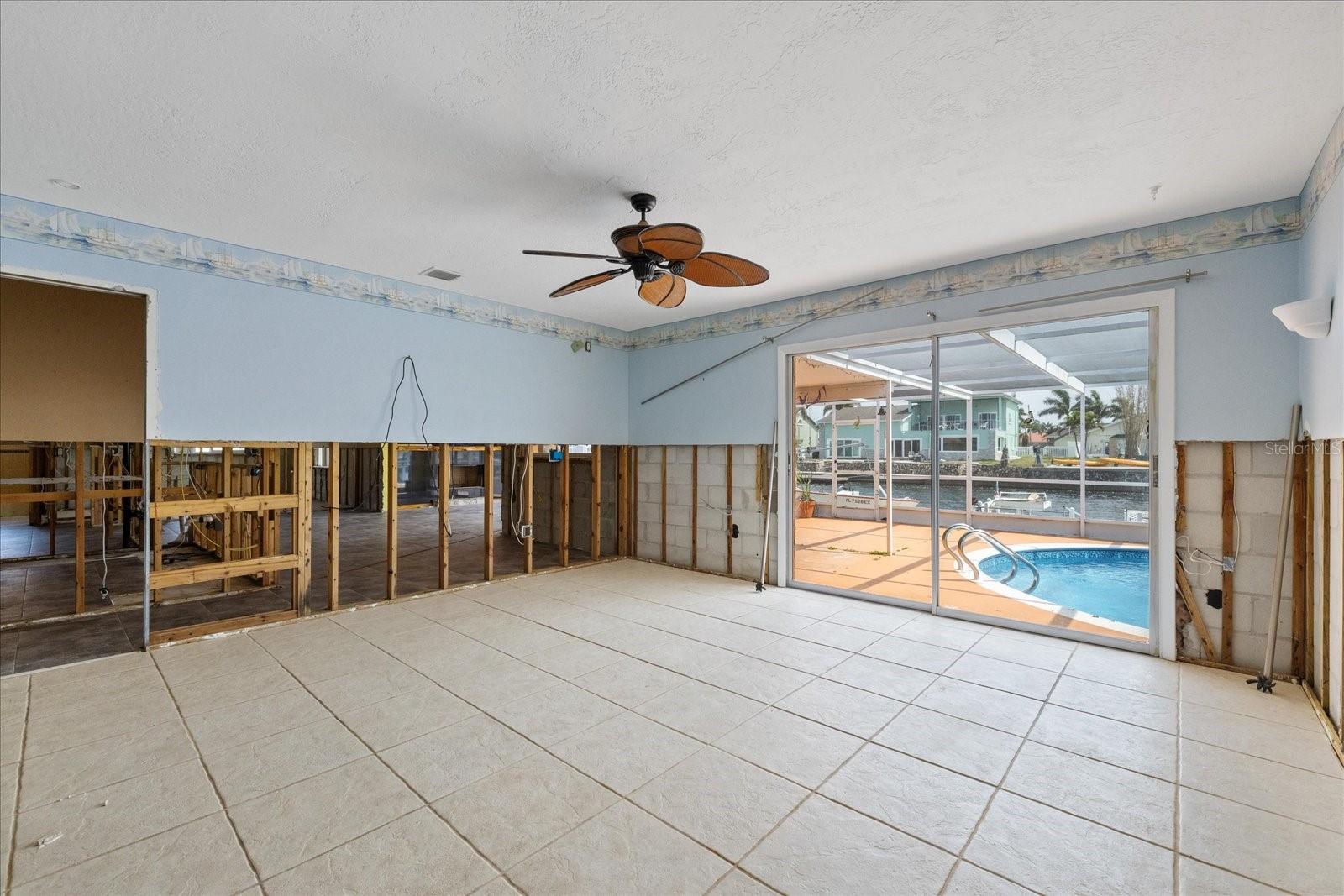 5000 SOUTHSHORE DR, NEW PORT RICHEY, FL, 34652