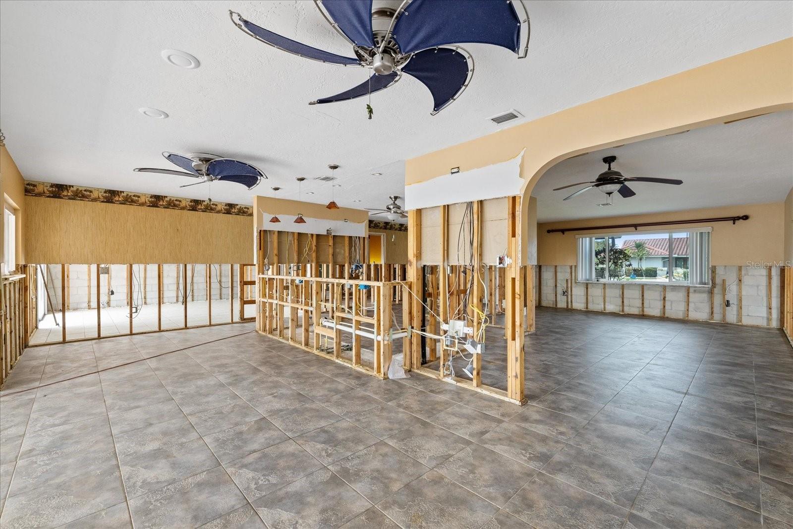 5000 SOUTHSHORE DR, NEW PORT RICHEY, FL, 34652